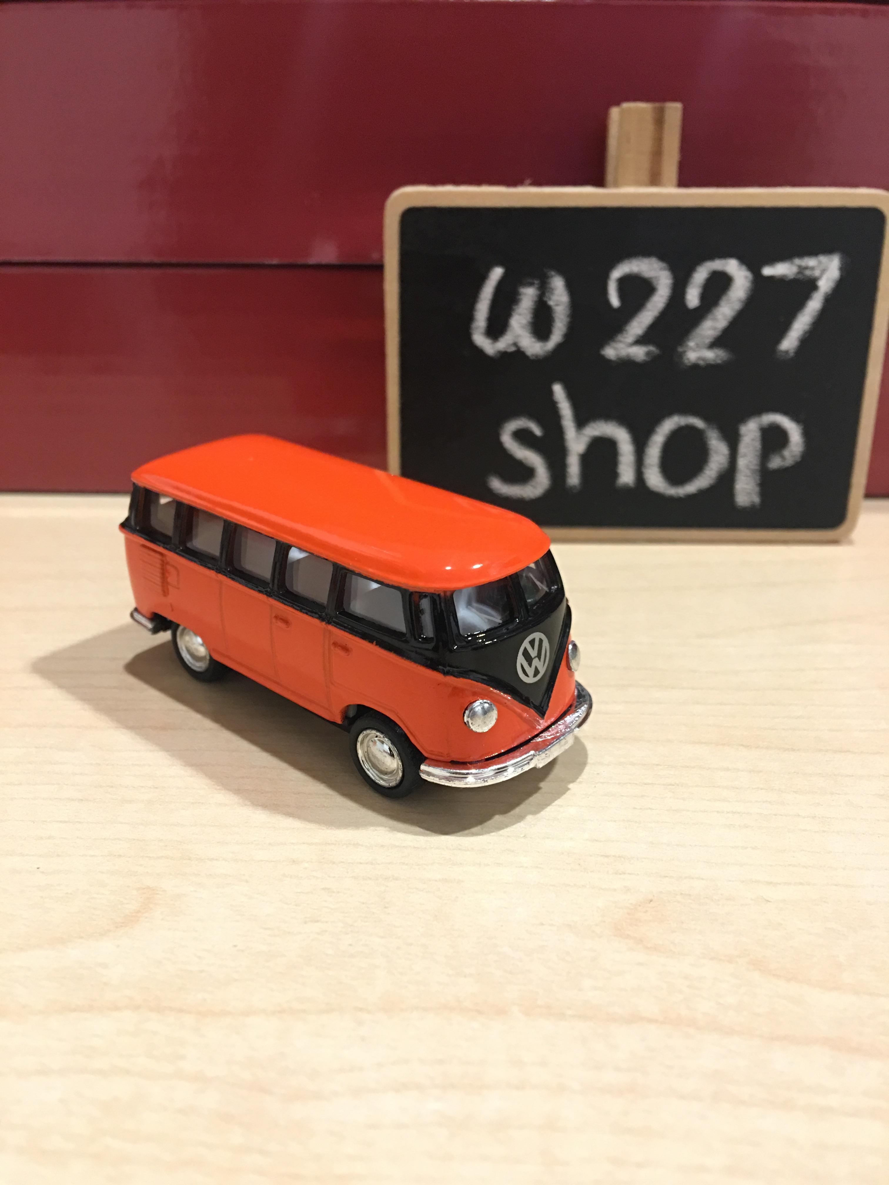 โมเดลรถเหล็ก โฟล์คตู้ 1962 Volkswagen Classical Bus scale 1:64 ขนาด 2.5 นิ้ว กดลาน (ปลีก-ส่ง)