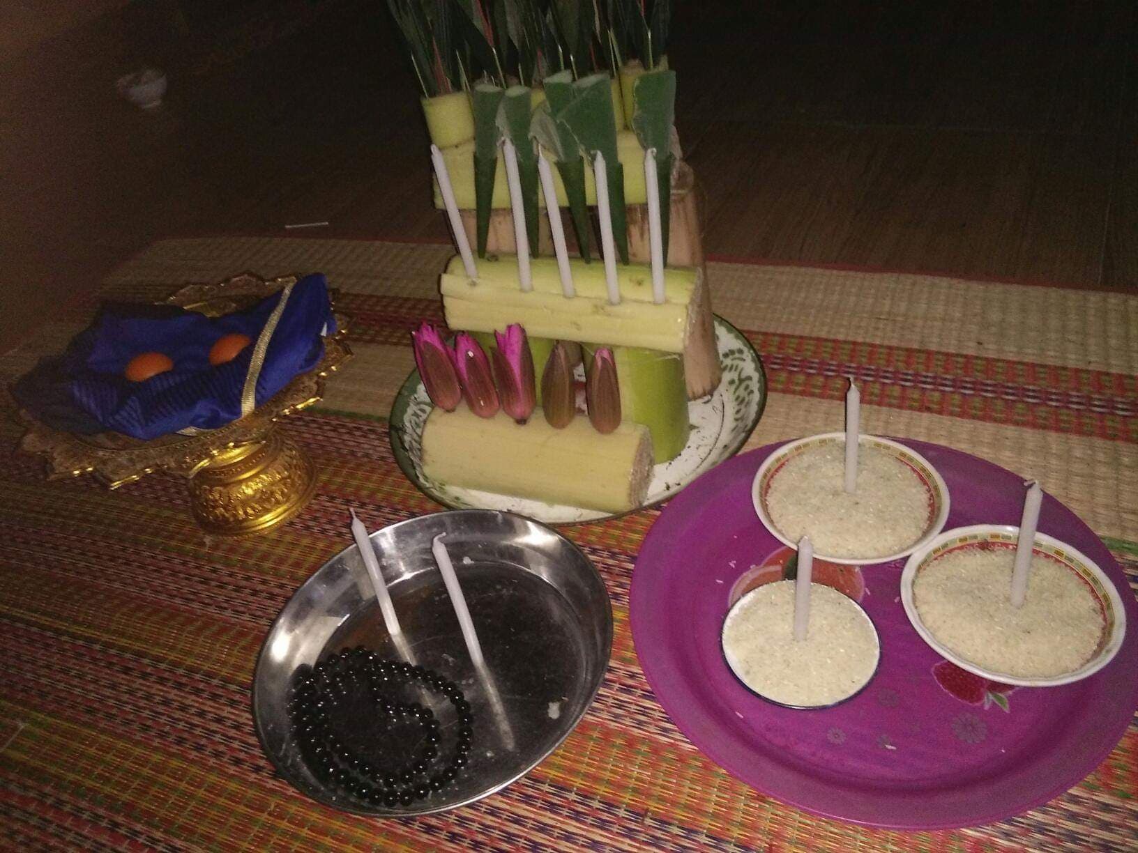 ฝาบาตรสะกดรัก อาจารย์เขมร