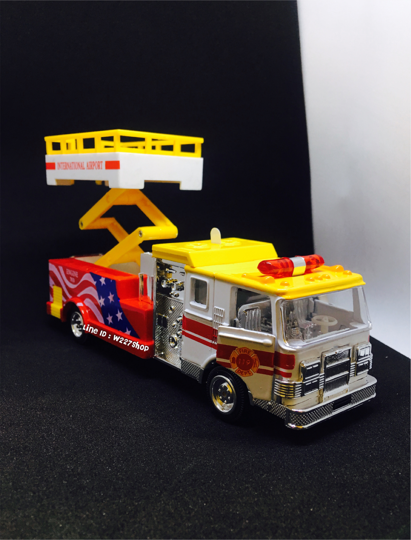 โมเดลรถเหล็ก รถดับเพลิง รถกู้ภัย มีเสียง มีไฟ (ปลีก-ส่ง)