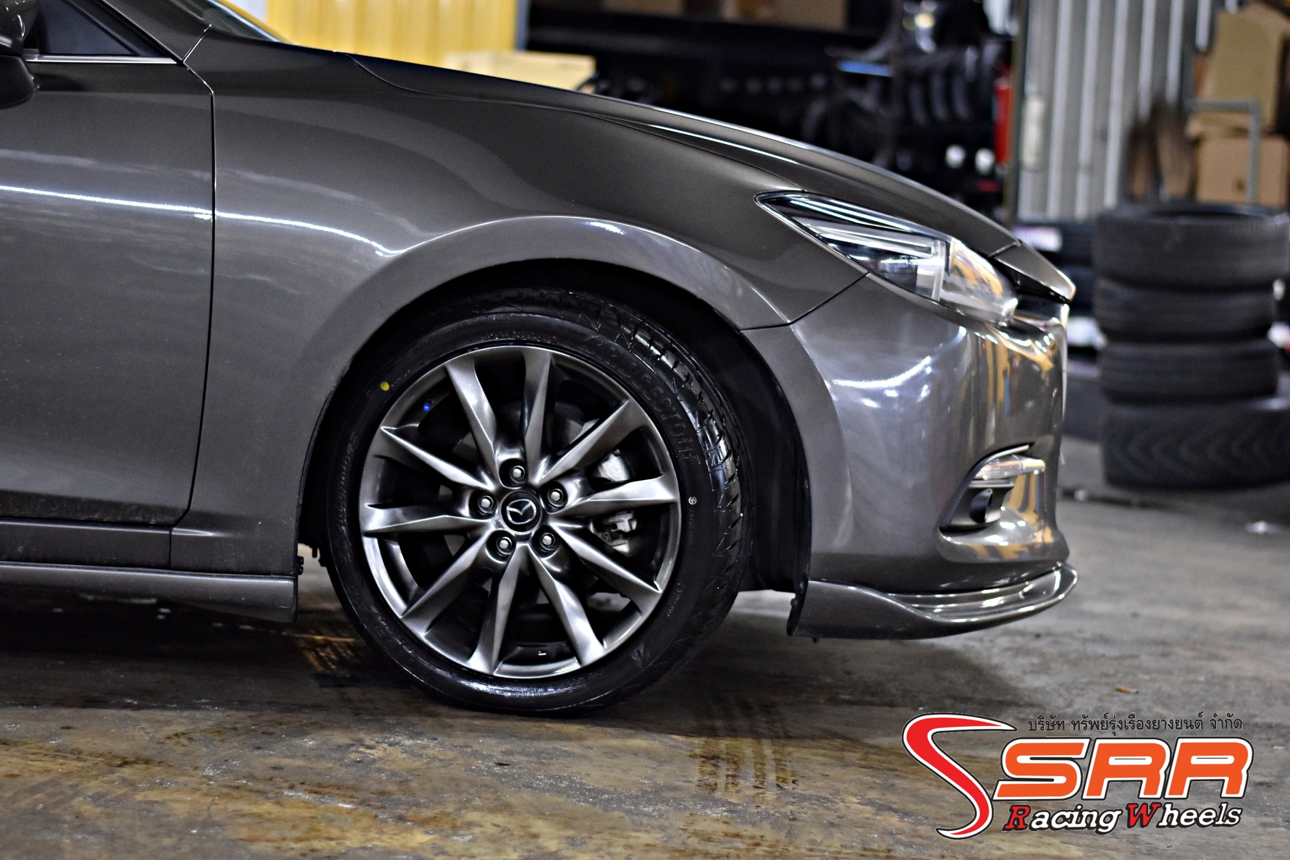 BRIDGESTONE POTENZA ADRENALIN RE004 215/45R18 ยางปี20 ราคาพิเศษ