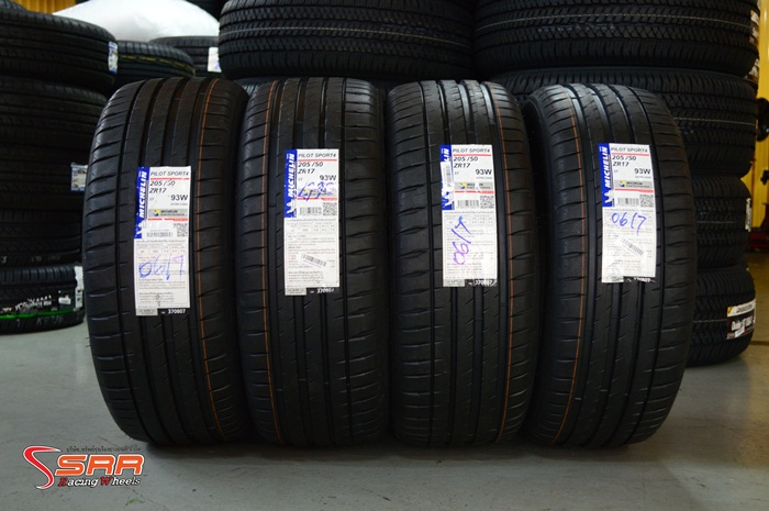 MICHELIN PILOT SPORT 4 205/50R17