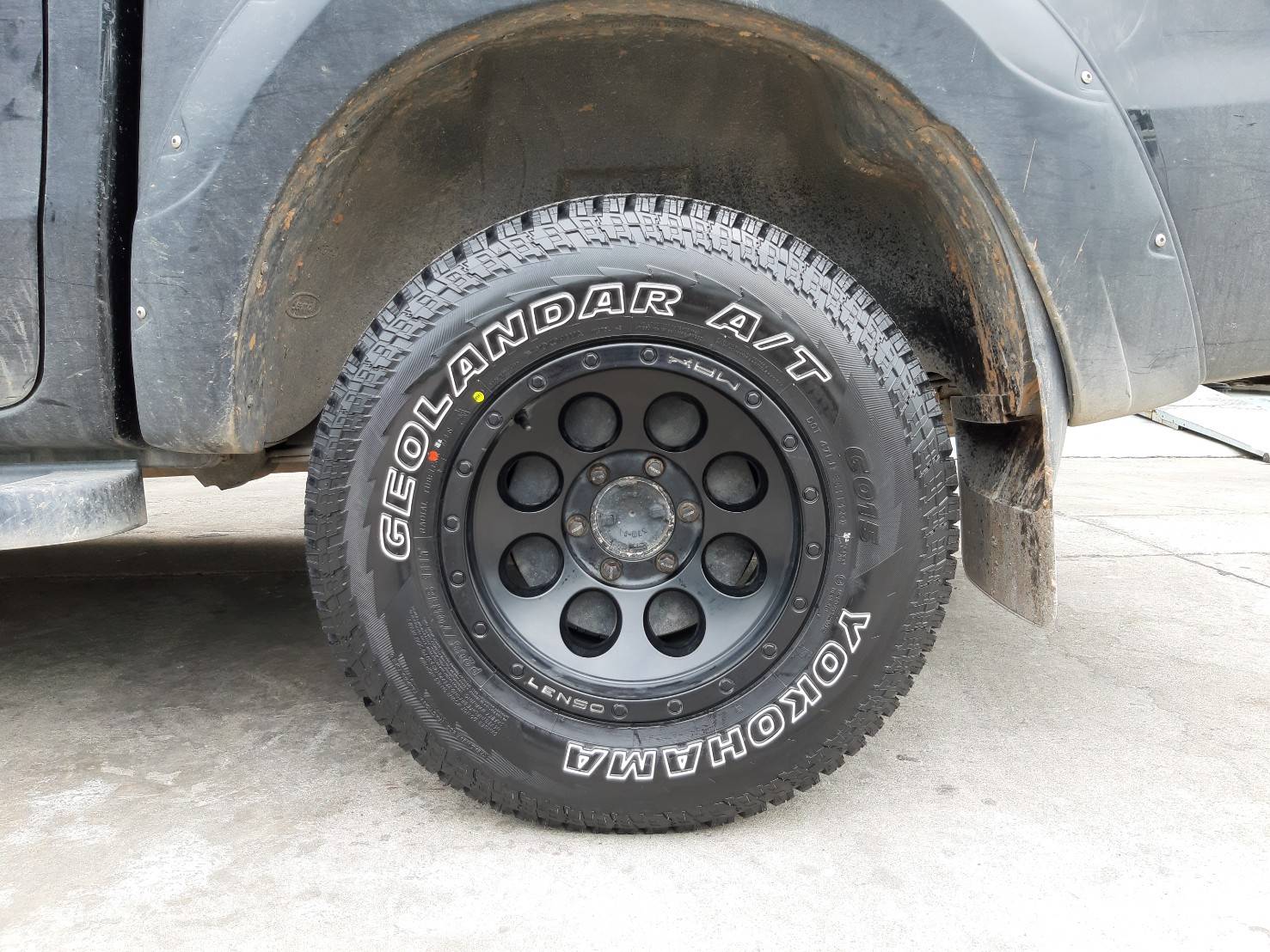 YOKOHAMA GEOLANDAR A/T G015 265/70R16 ยางปี20 ราคาพิเศษ