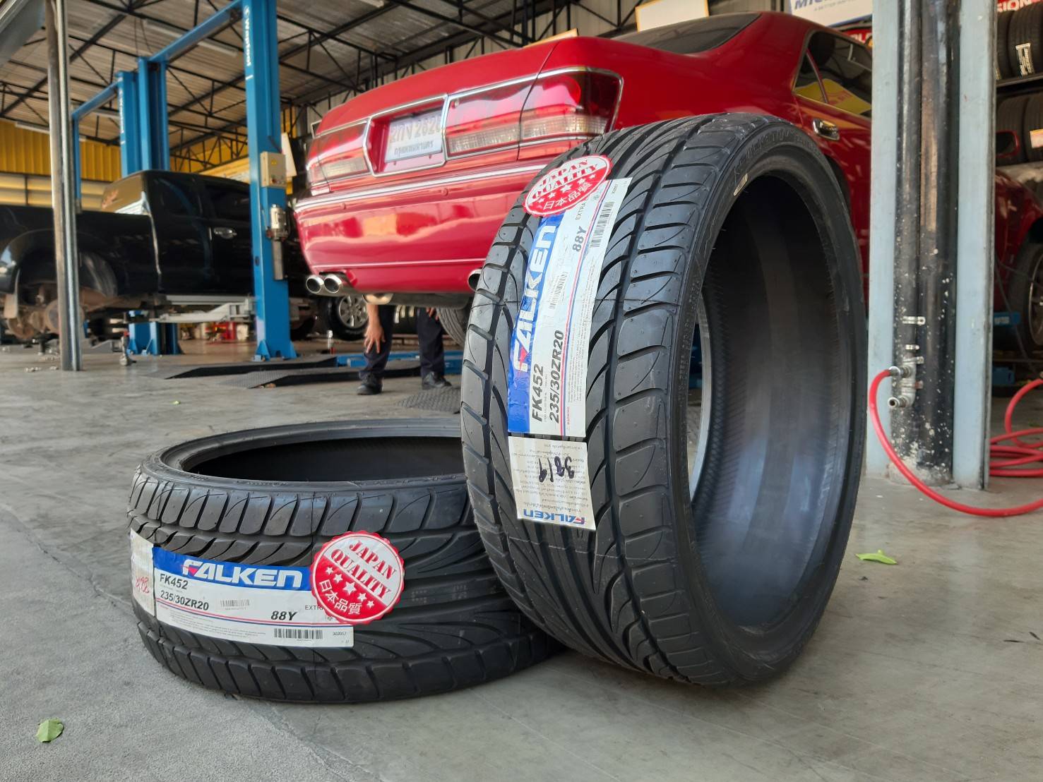FALKEN FK452 235/30ZR20 ยางใหม่ปี19 โปรโมชั่นยางลดราคาพิเศษ