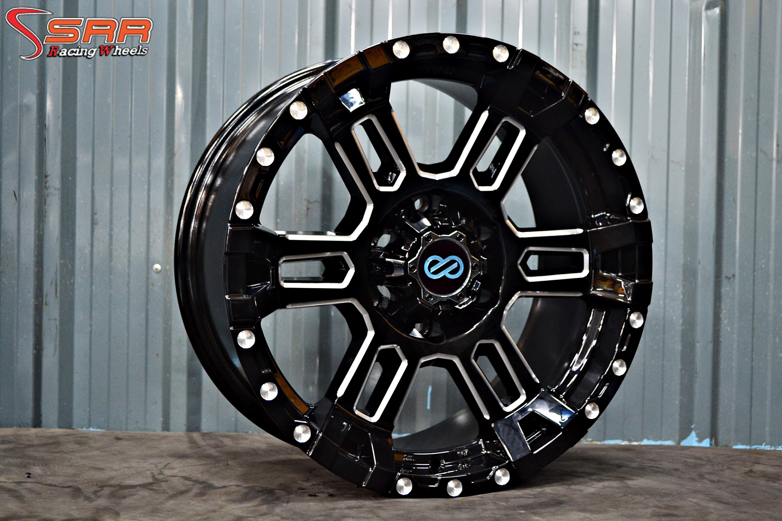 ENKEI COMMANDER ขอบ18 นิ้ว 6x139.7 ZBK1QA4P