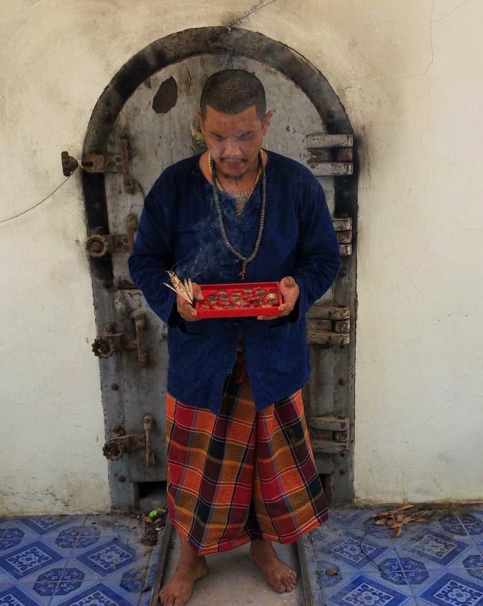 เงินปากผีมนต์ดำ อาจารย์ถมสายพราย