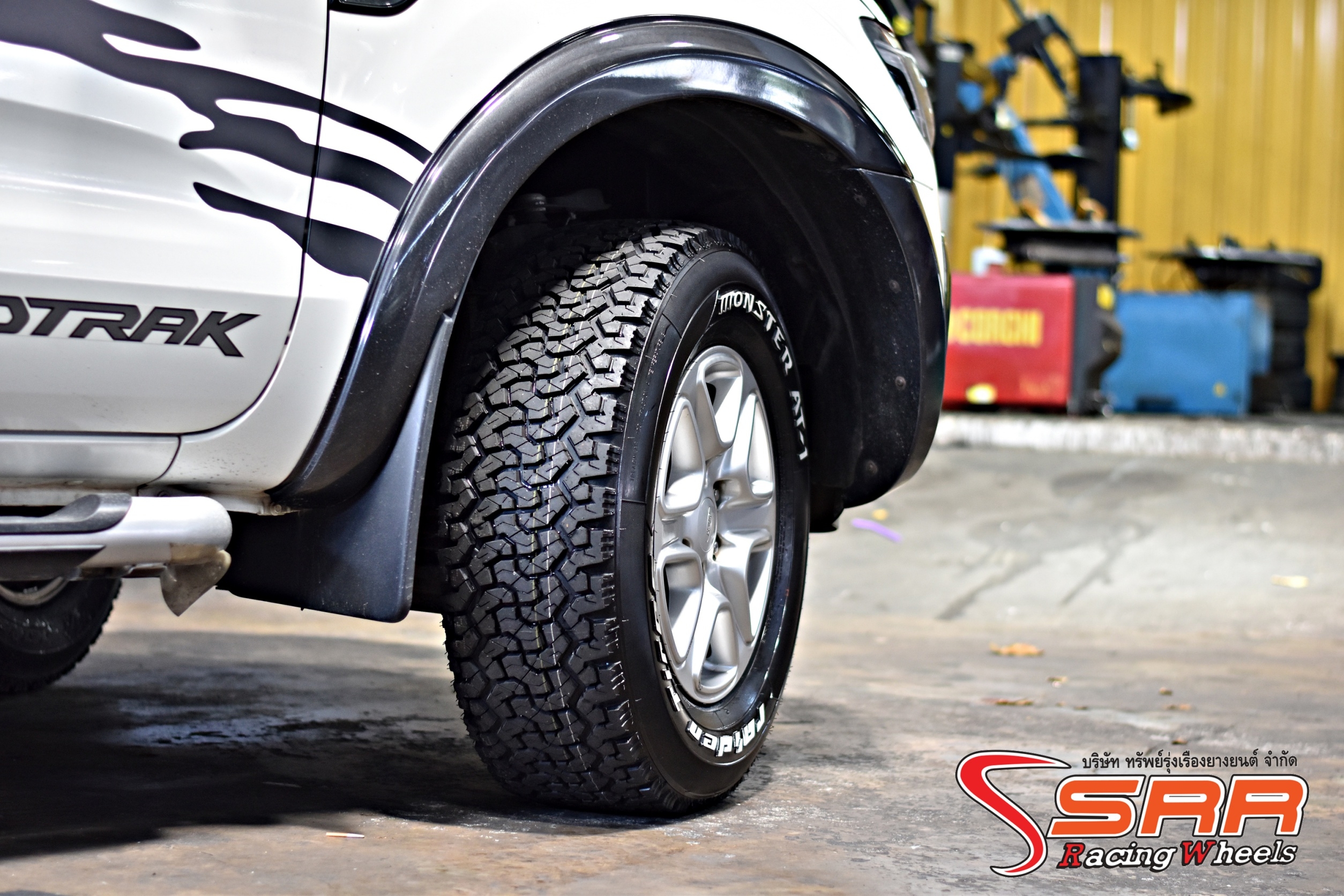 RAIDEN MONSTER AT-1 265/70R17 ยางปี19 ลดราคาพิเศษ