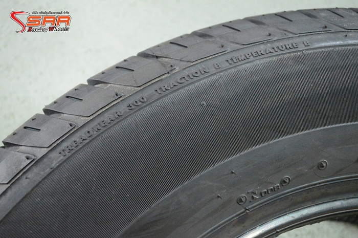 BRIDGESTONE DUELER H/T 687 215/70R16