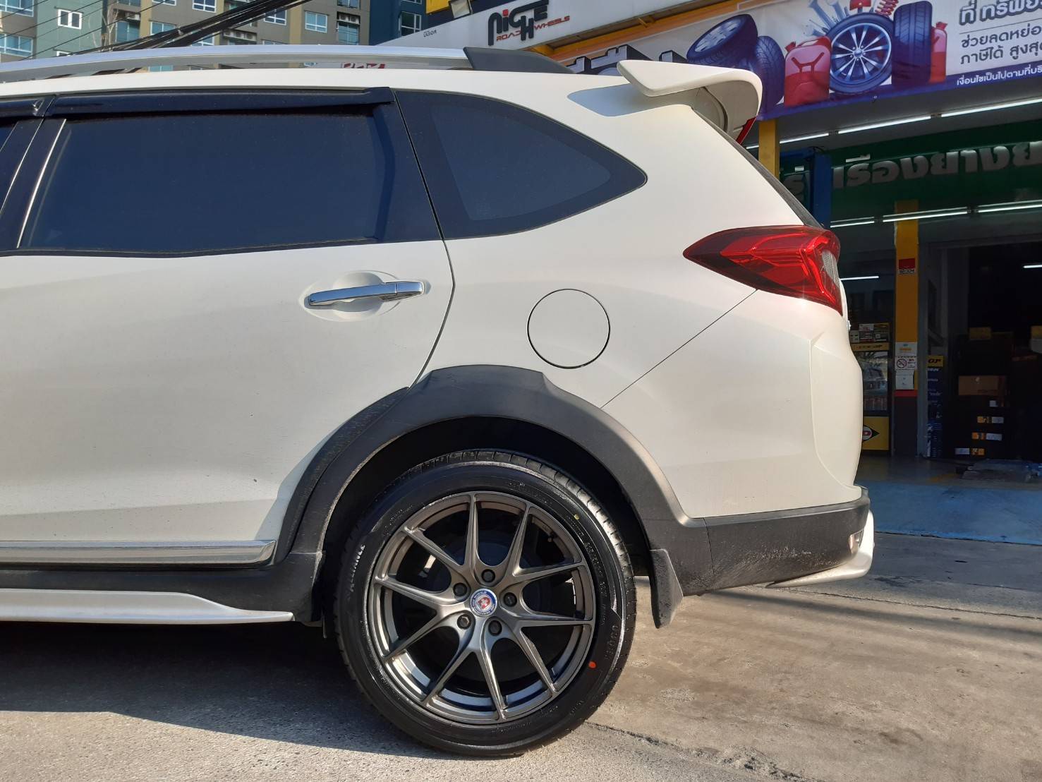 YOKOHAMA ALLIANCE 030Ex 215/50R17 ยางใหม่ปี20 ราคาพิเศษ