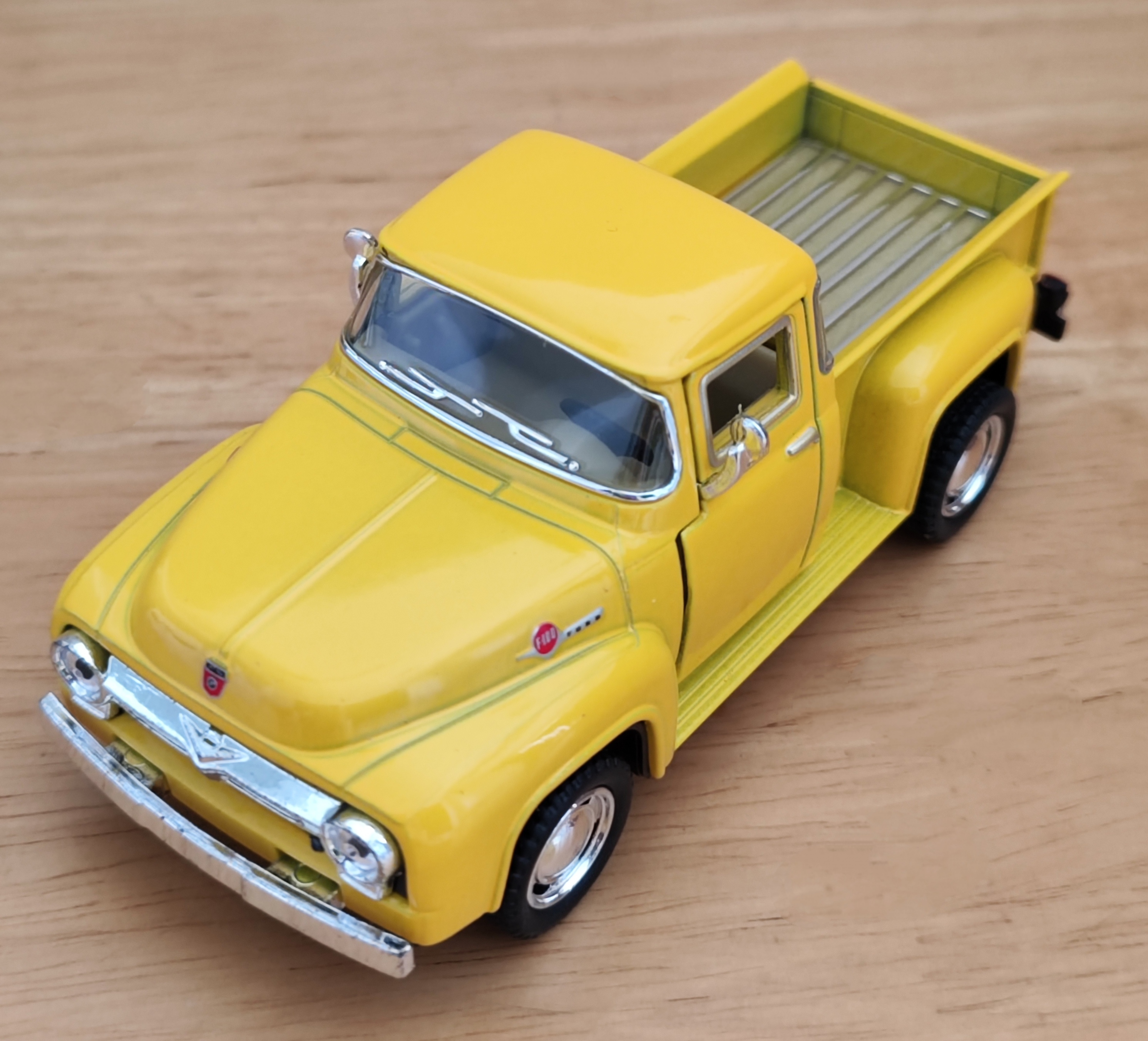 1956 Ford F100 Pickup โมเดลรถเหล็ก (ปลีก-ส่ง)