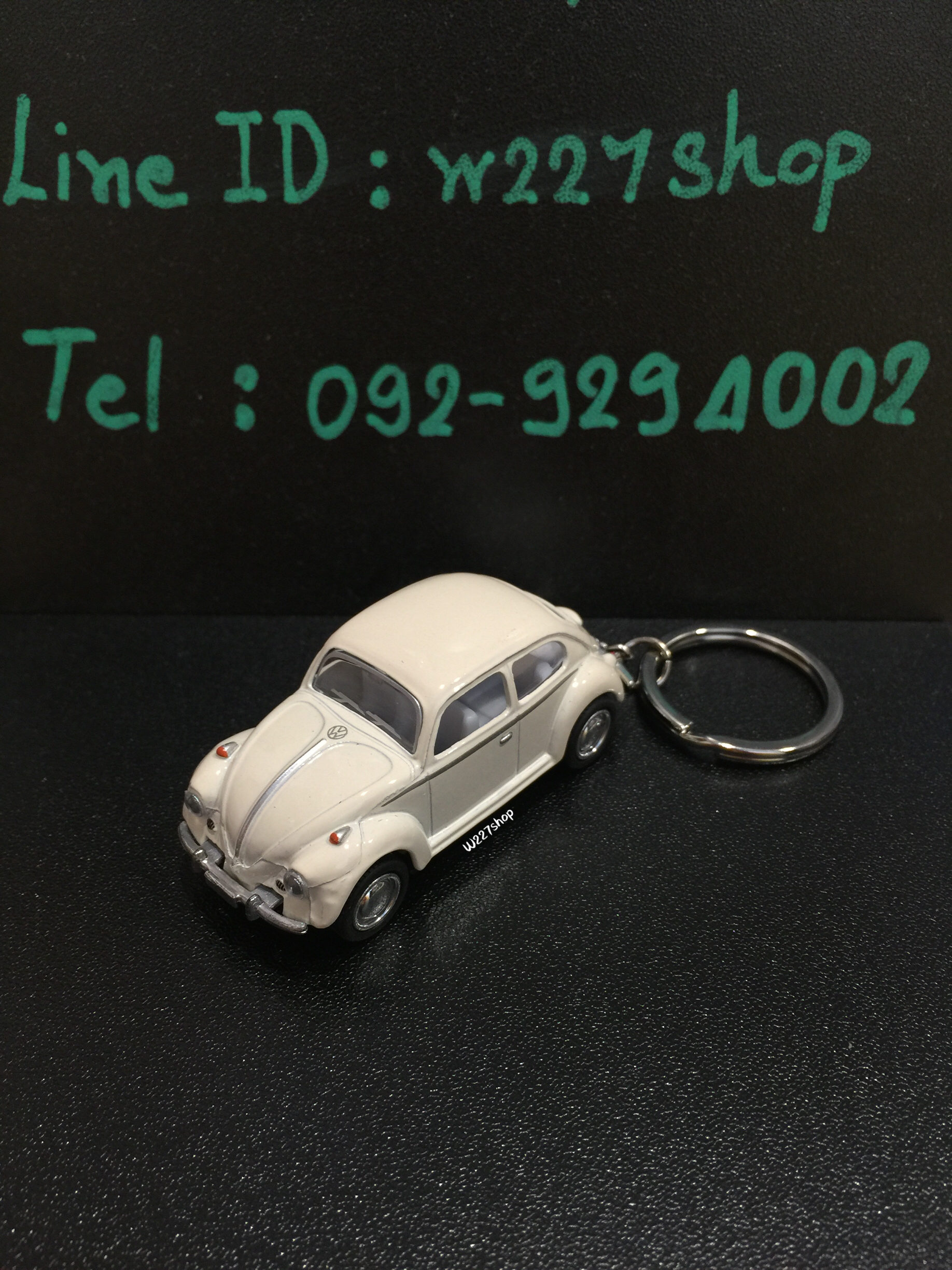 พวงกุญแจ โมเดลรถเหล็ก โฟล์คเต่า 1967 Volkswagen Classical Beetle scale 1:64 ขนาด 2.5 นิ้ว กดลาน (ปลีก-ส่ง)