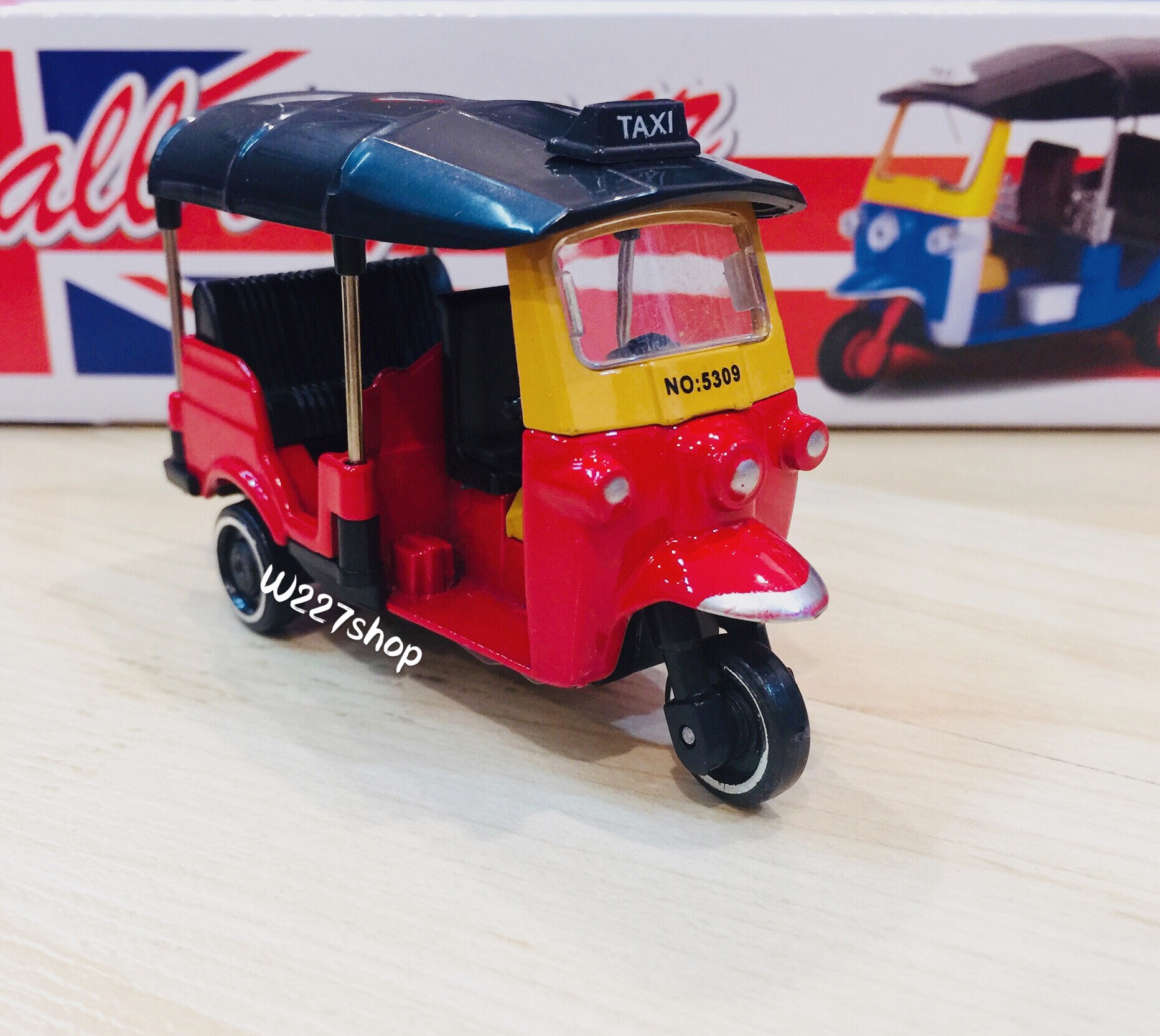 โมเดลรถเหล็ก รถสามล้อ (ปลีก-ส่ง)