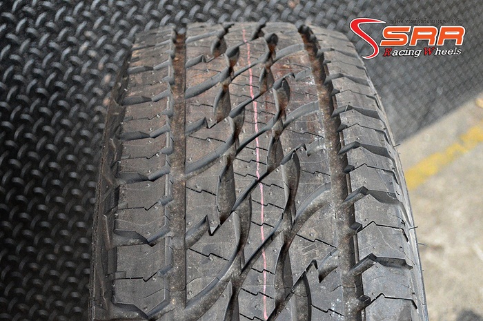BRIDGESTONE DUELER A/T 697 275/70R16