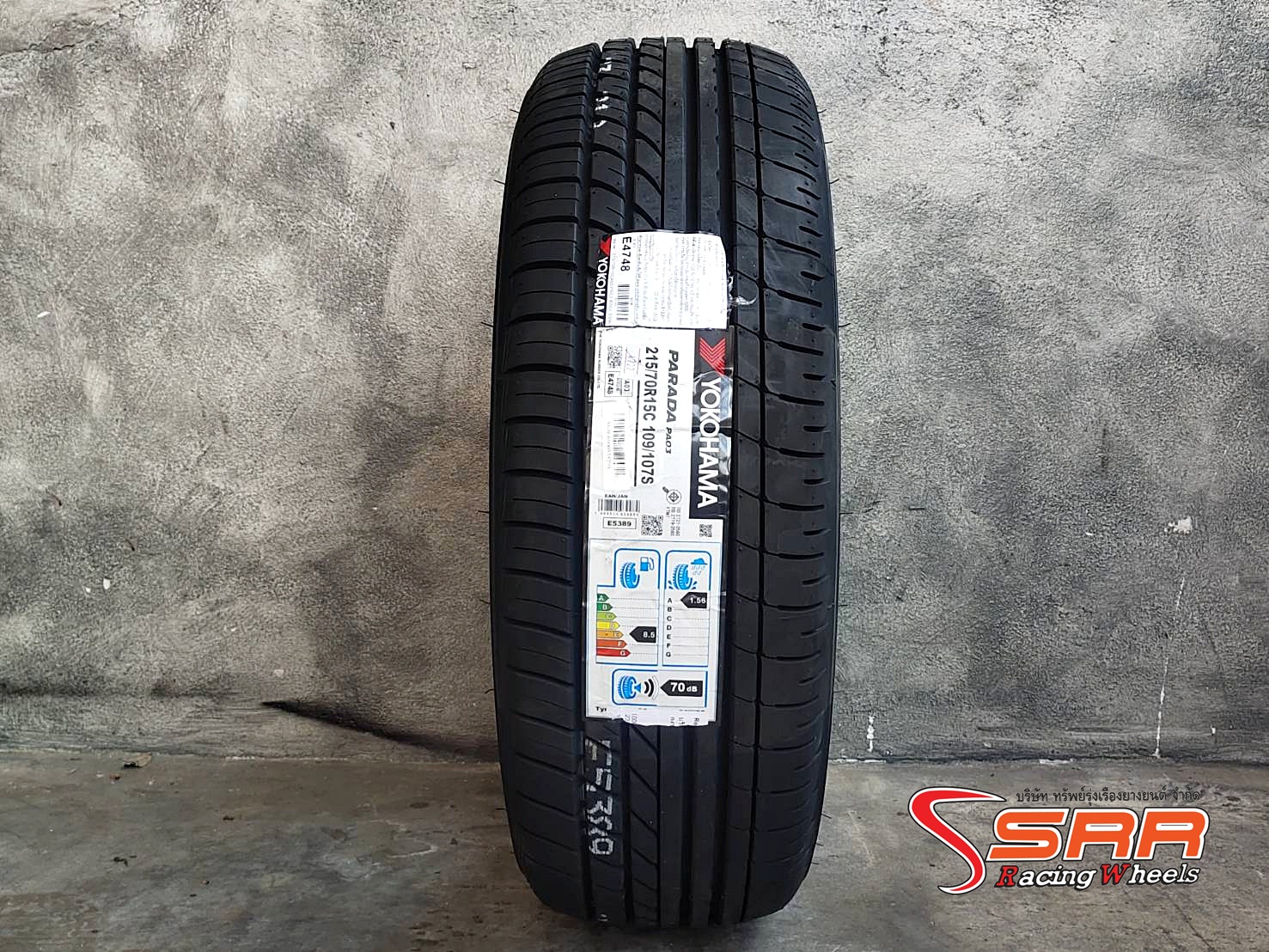 YOKOHAMA PARADA PA03 215/70R15 ยางขอบขาว ราคาพิเศษ