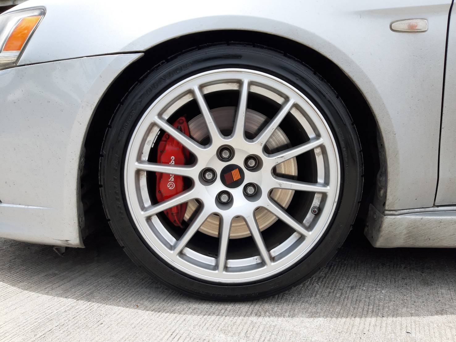 DUNLOP DZ102 255/35R18 ยางปี19 ลดราคาพิเศษ