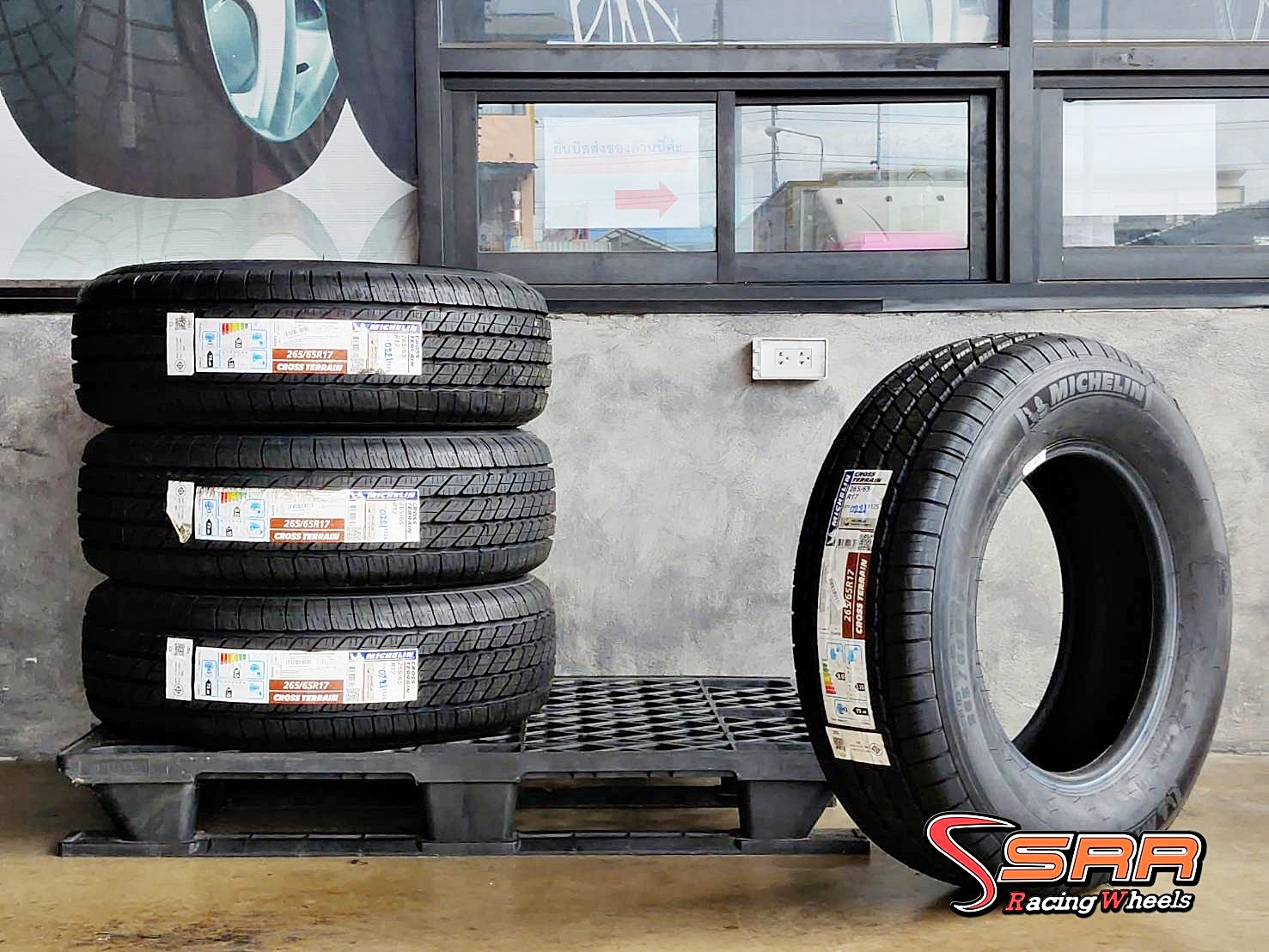 MICHELIN CROSS TERRAIN 265/65R17 ยางใหม่ปี2021 ราคาพิเศษ