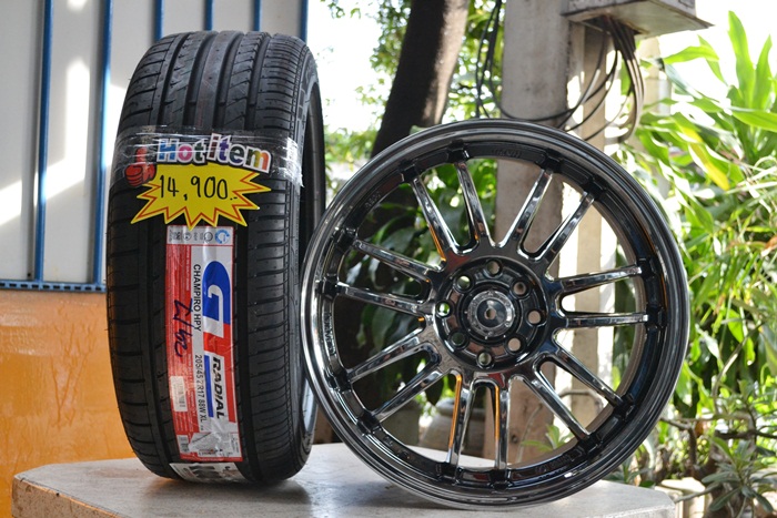 ล้อแม็กซ์ขอบ17 นิ้ว พร้อมยาง ชุดละ 14,900 บาท