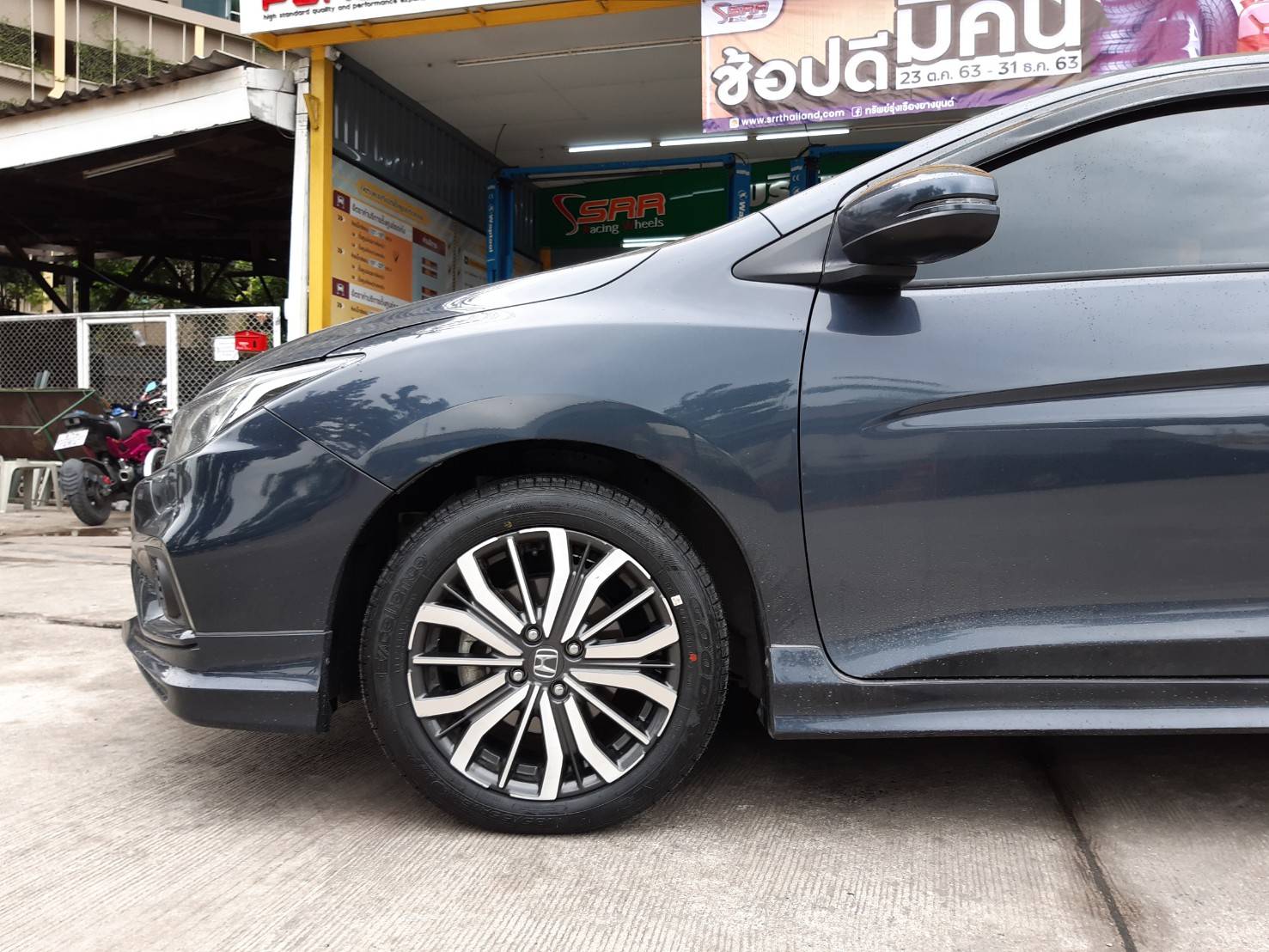 GOODYEAR EXCELLENCE 185/55R16 ยางใหม่ปี20 ราคาพิเศษ