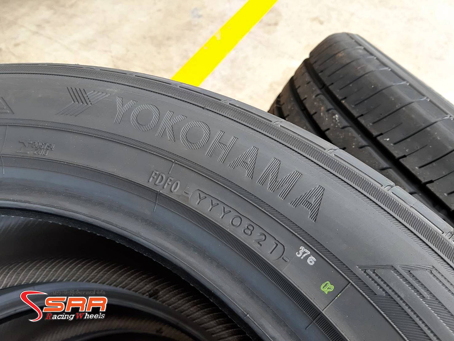 YOKOHAMA BluEarth-XT AE61 235/55R19 ยางใหม่ปี2021 ราคาพิเศษ