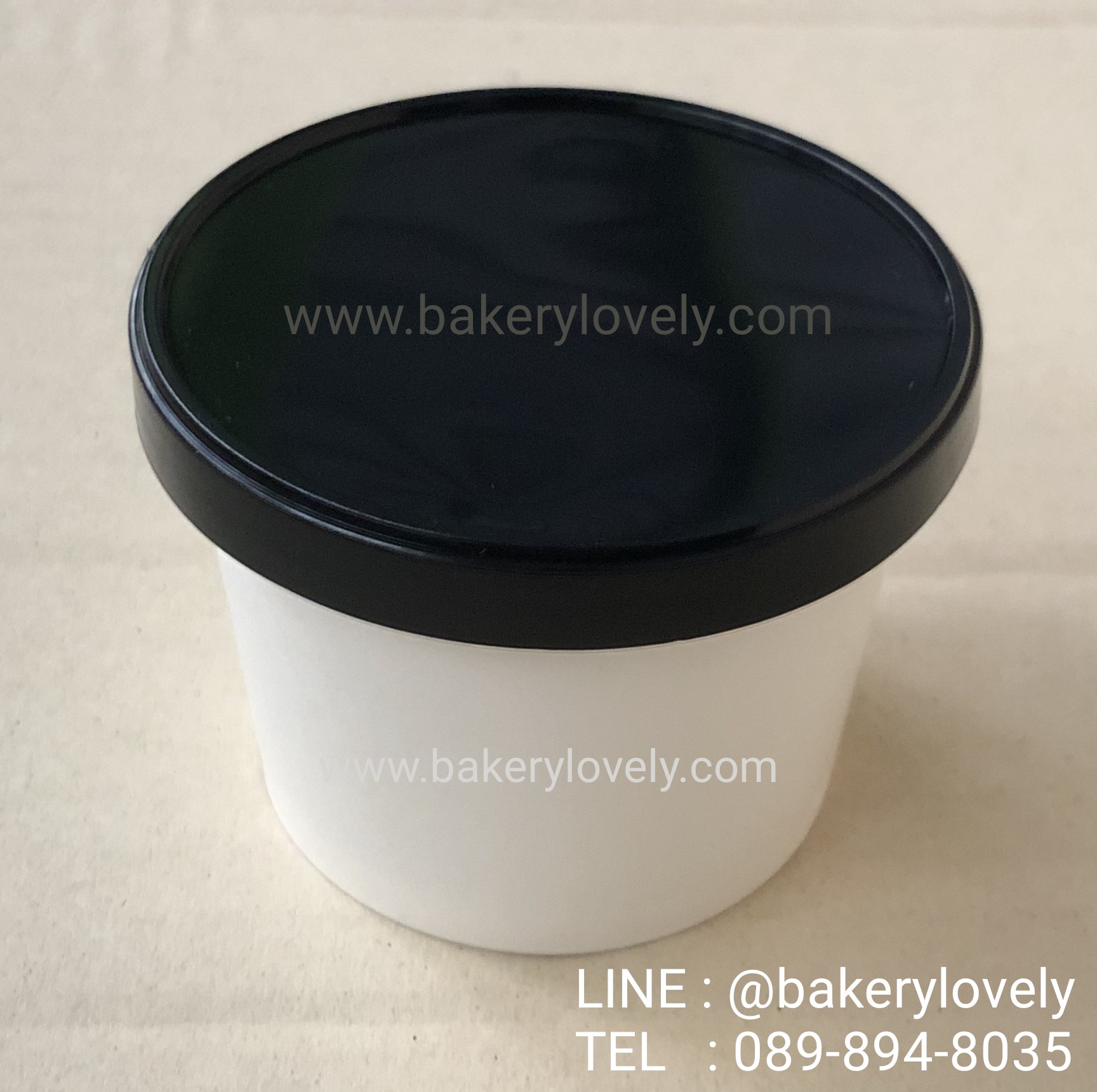 ถ้วยกระดาษ 4 ออนซ์ สีขาว + ฝาติดช้อนตักไอศกรีมสีดำ