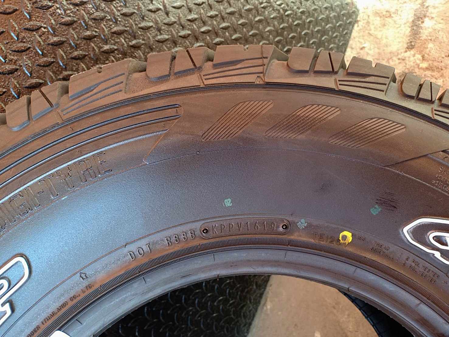 DUNLOP GRANDTREK AT3 30x9.5R15 ยางปี19 ลดราคาพิเศษ