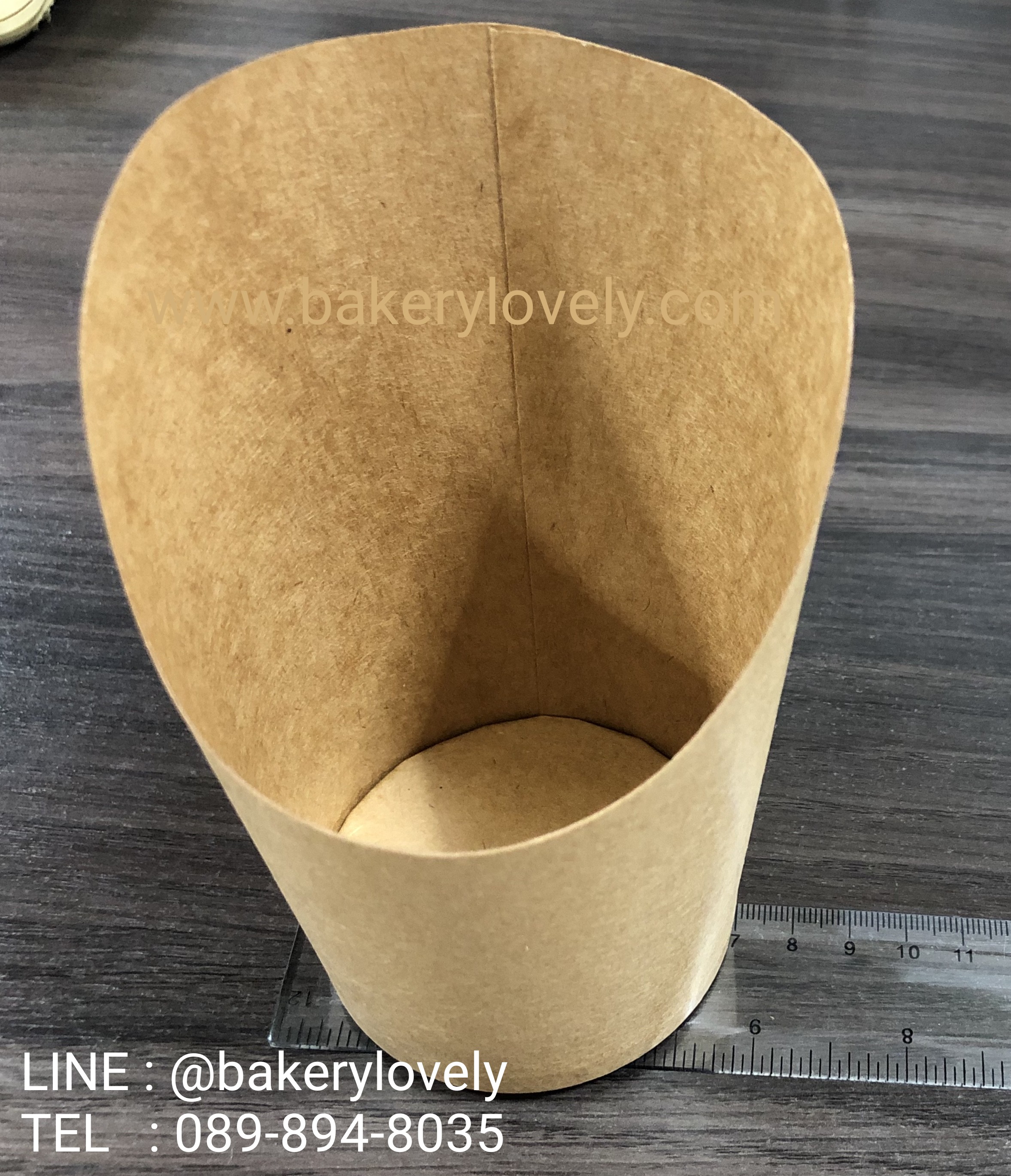 โคนกระดาษใส่เฟรนซ์ฟรายส์ 7x13 cm สีน้ำตาล 16 ออนซ์