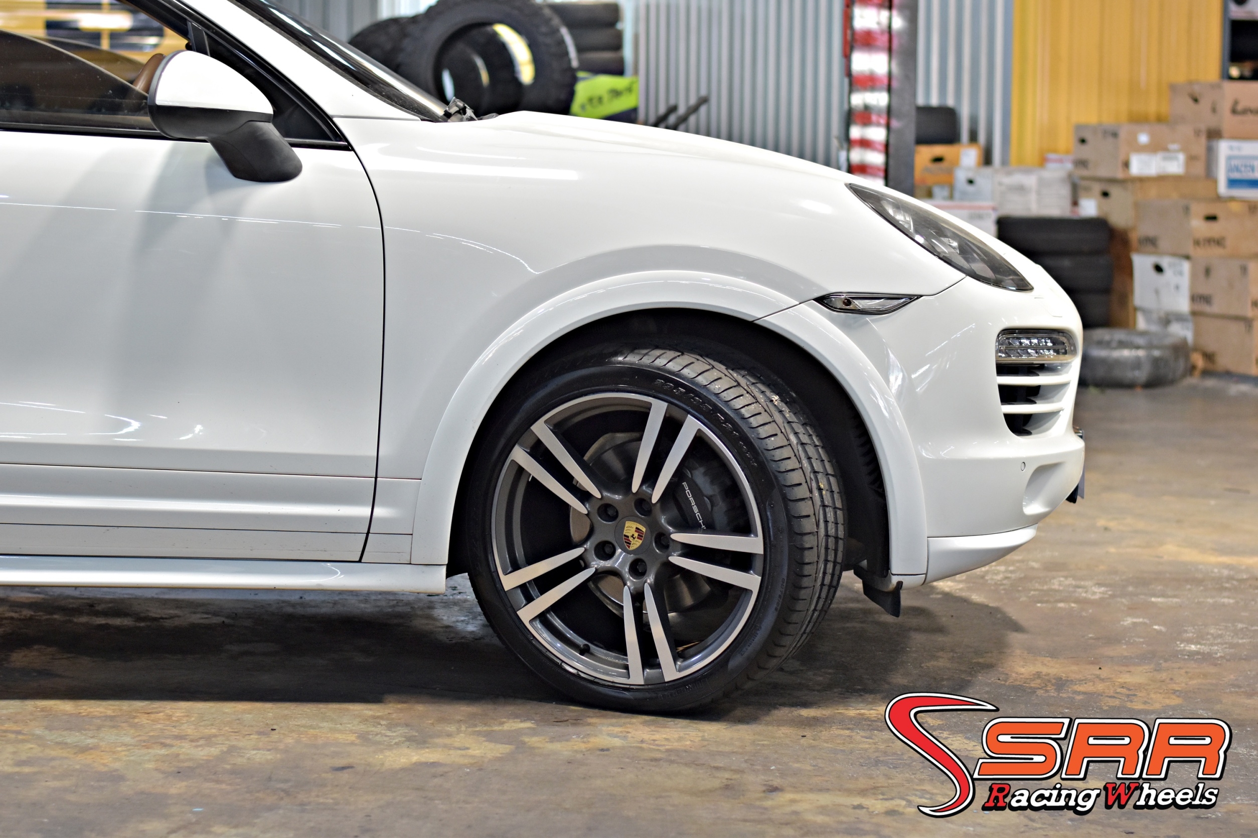 PIRELLI P ZERO N1 295/35R21 ราคาพิเศษ ใส่รถPorsche Cayenne