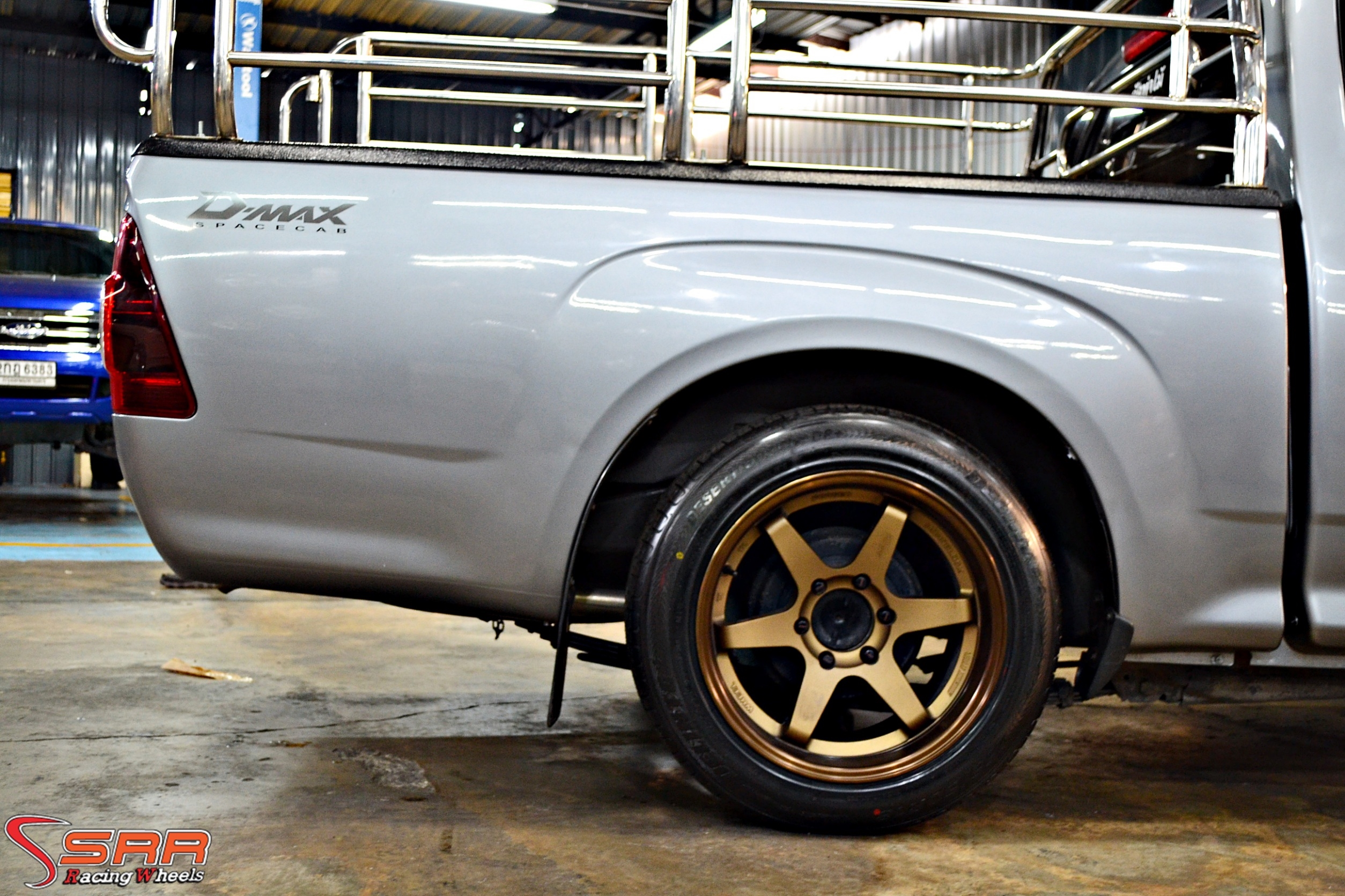 DELINTE DESERT STORM D8+ 255/50R18 ปี19