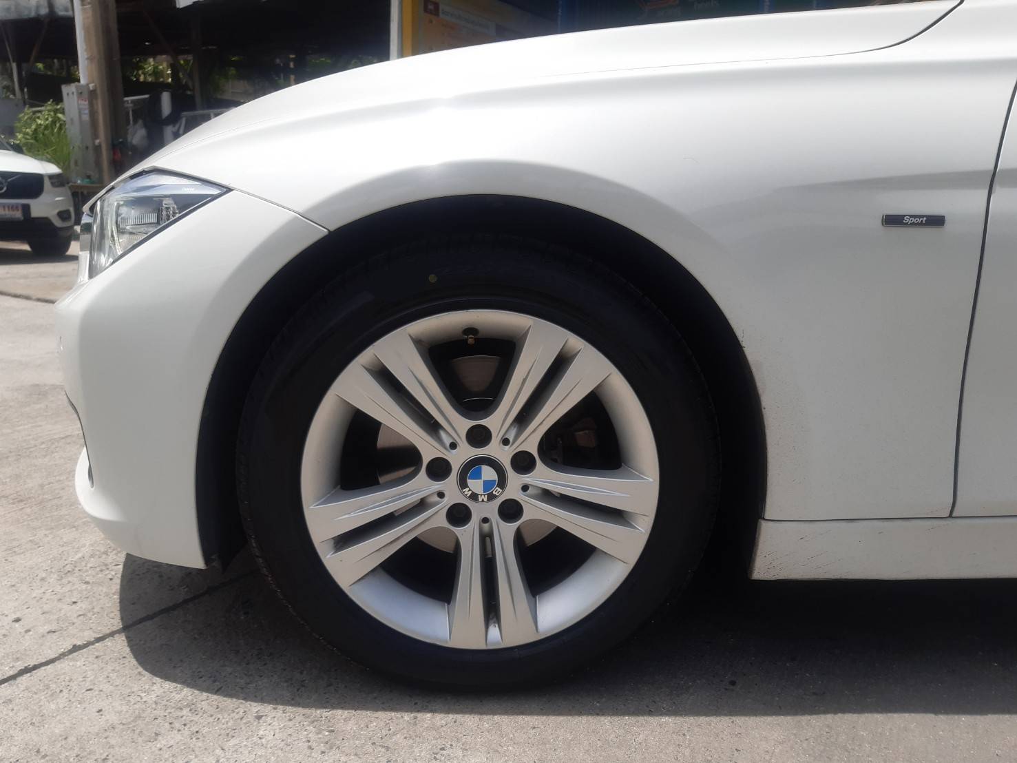 PIRELLI CINTURATO P7 R-F 225/50R17 ยางรันแฟลต ราคาพิเศษ