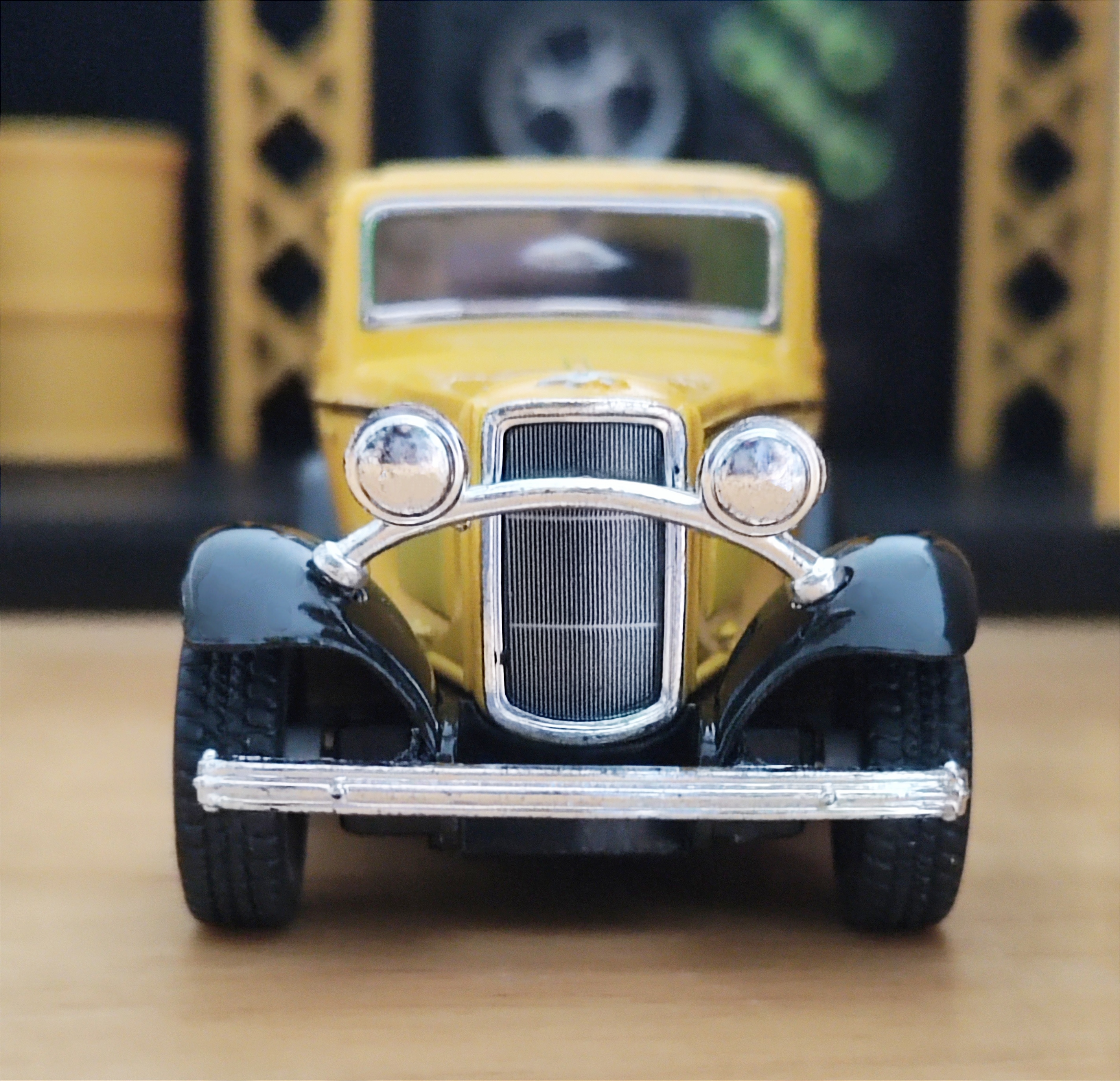 1932 Ford 3-Window Coupe โมเดลรถเหล็ก (ปลีก-ส่ง)