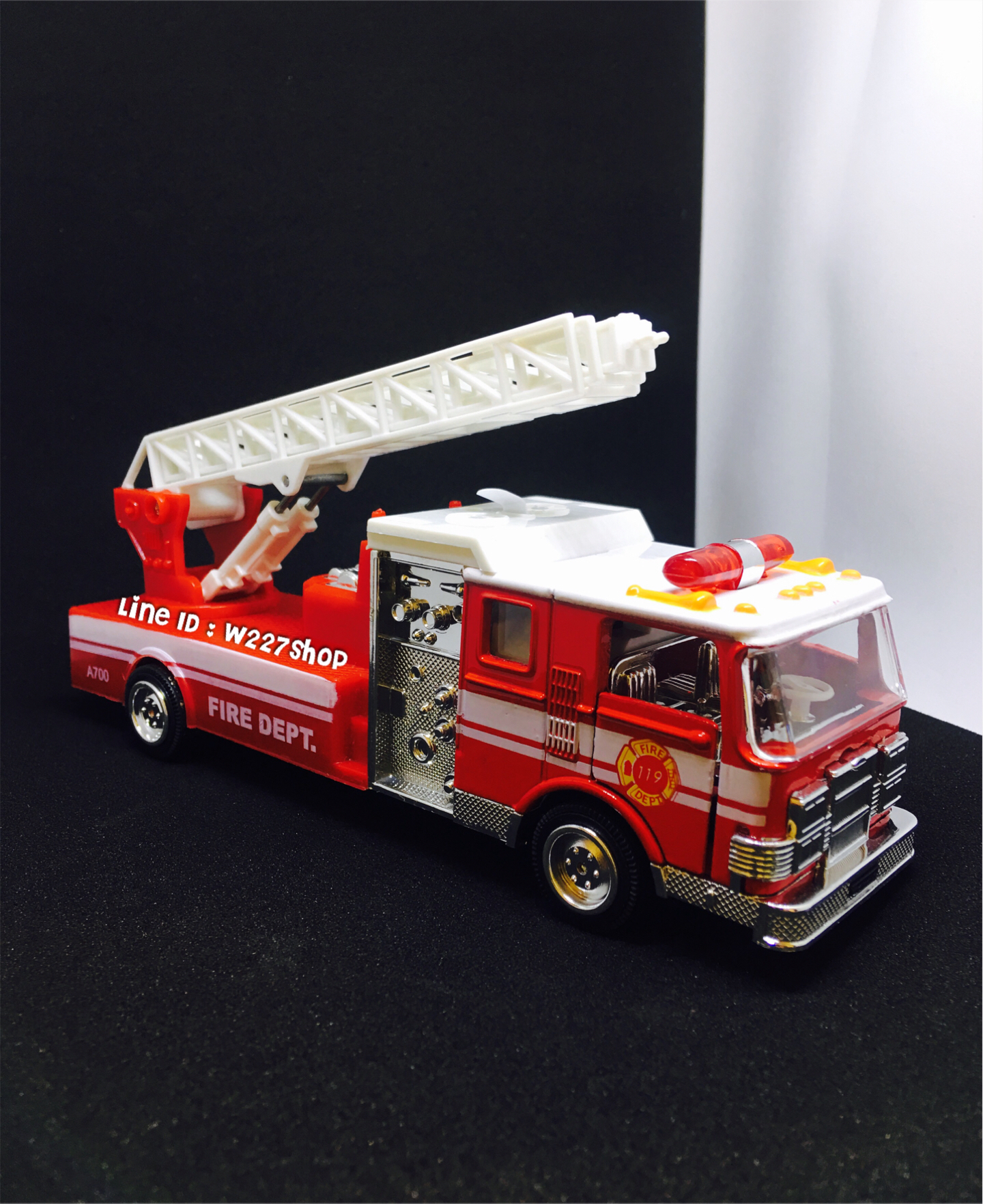 โมเดลรถเหล็ก รถดับเพลิง รถกู้ภัย มีเสียง มีไฟ (ปลีก-ส่ง)