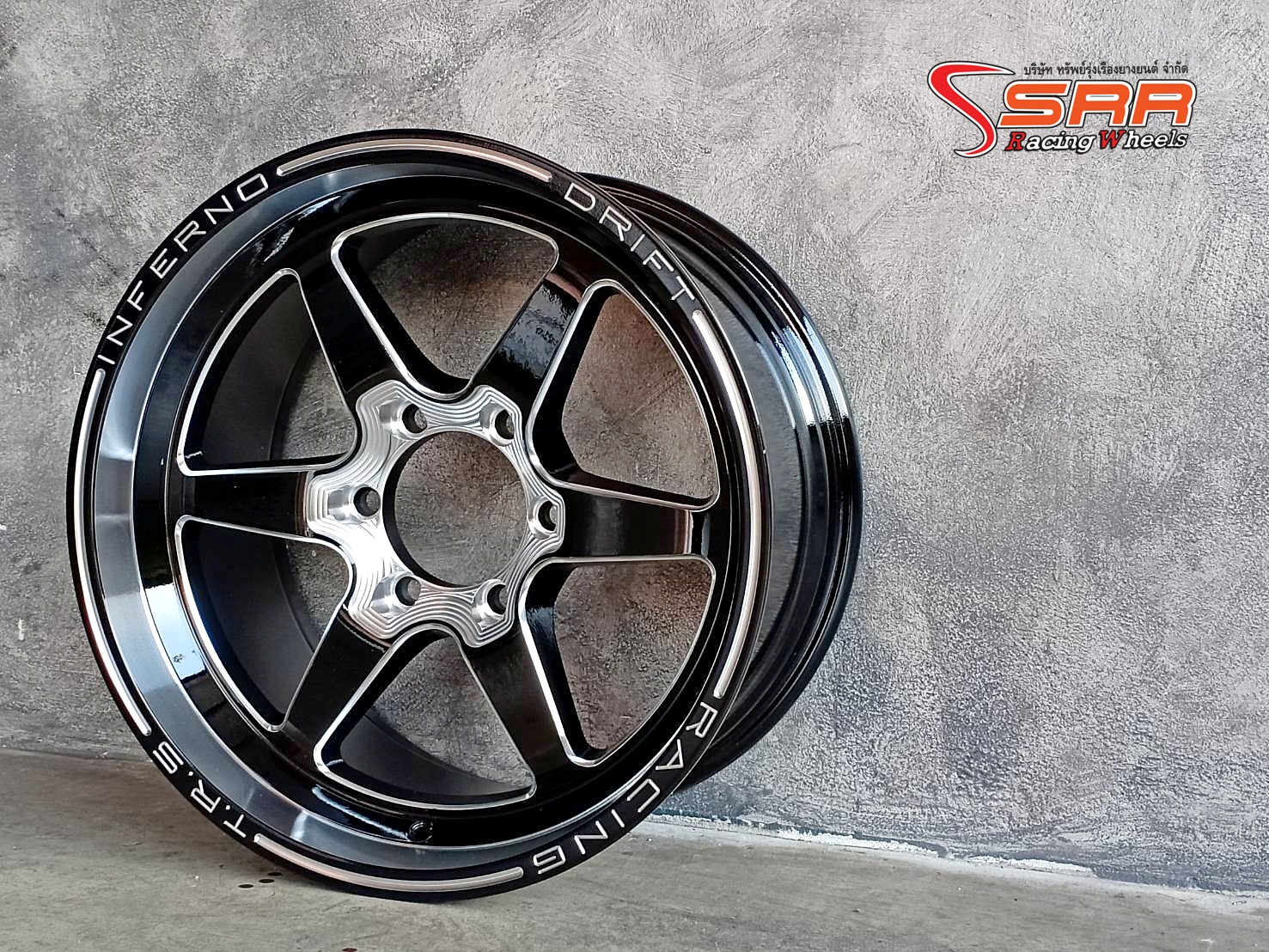 INFERNO SJI 4125 ขอบ18 ET+25 6x139.7 วงละ 4,750 บาท