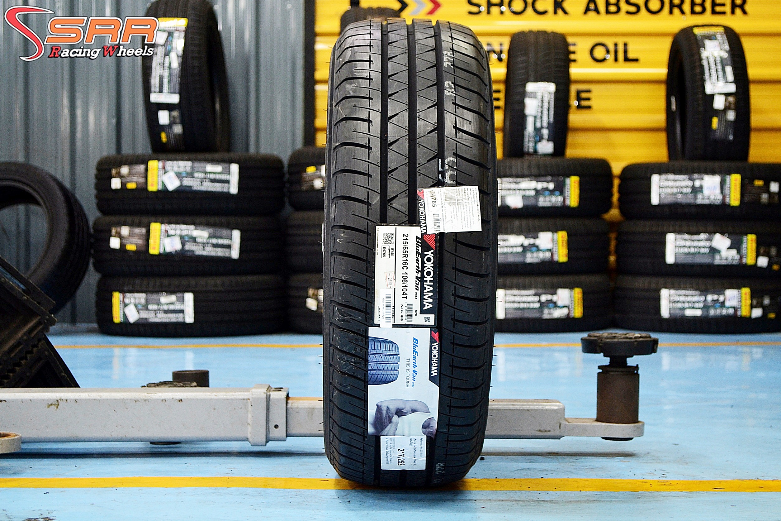 YOKOHAMA BluEarth-VAN RY55 215/65R16 ยางสำหรับรถตู้และรถปิคอัพ