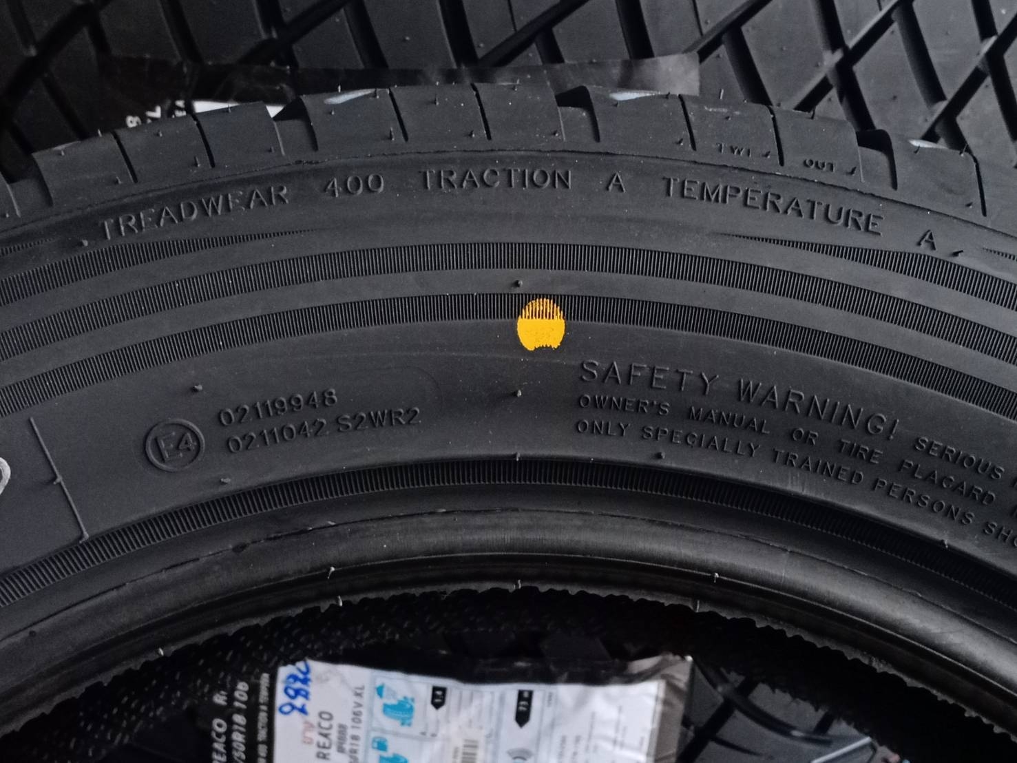REACO RH888 255/50R18 ยางปี20 ลดราคาพิเศษ