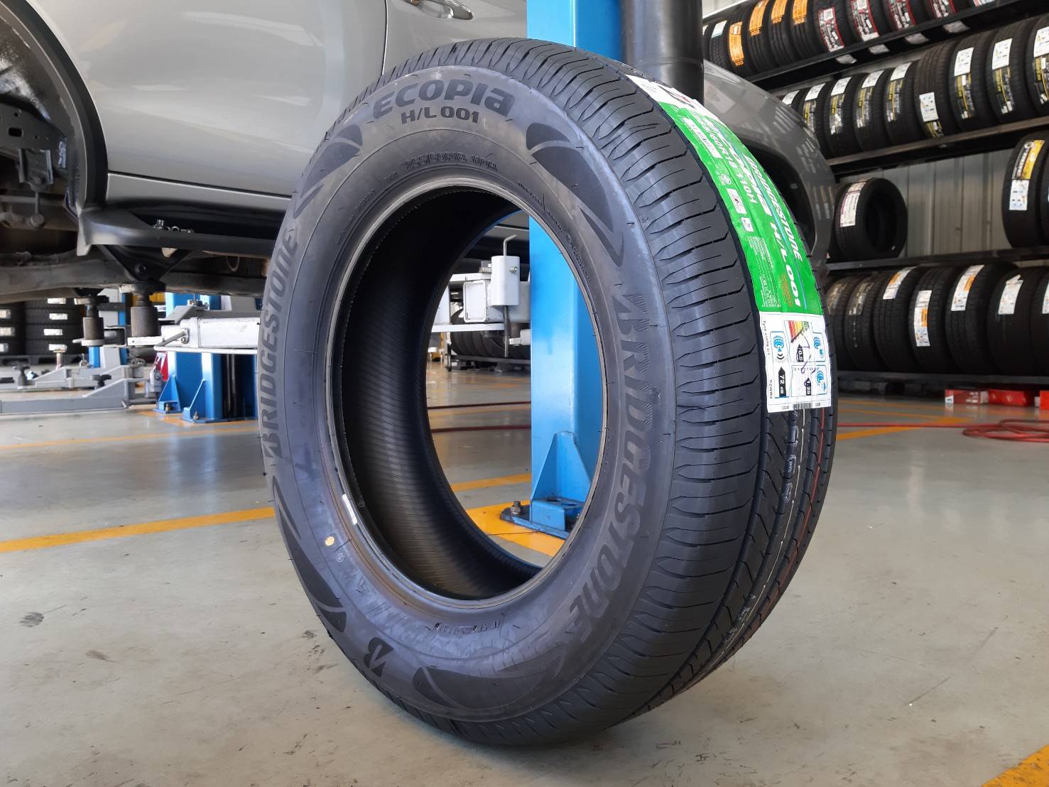 BRIDGESTONE ECOPIA H/L001 265/60R18 ยางใหม่ปี21 ราคาพิเศษ