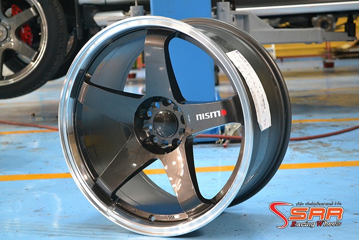 NISMO ROTA ขอบ19 สีRLGM ชุดละ 12,000 บาท
