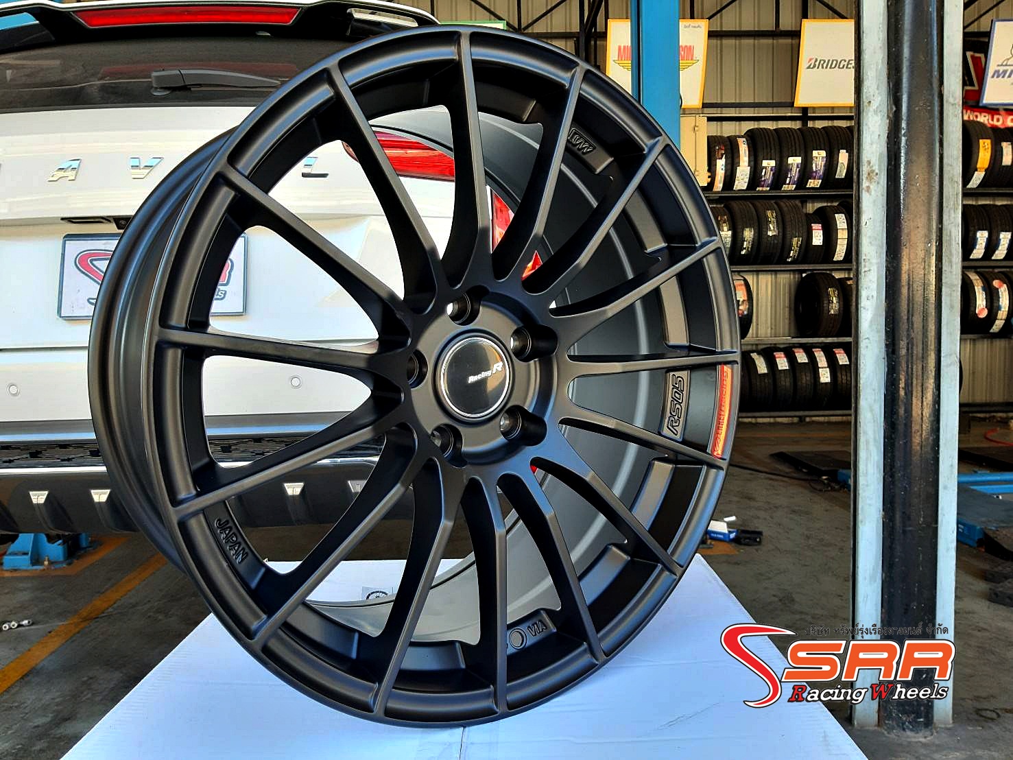 ENKEI RS05RR ล้อไทย ขอบ18 5H114.3 ET35 MATT BLACK