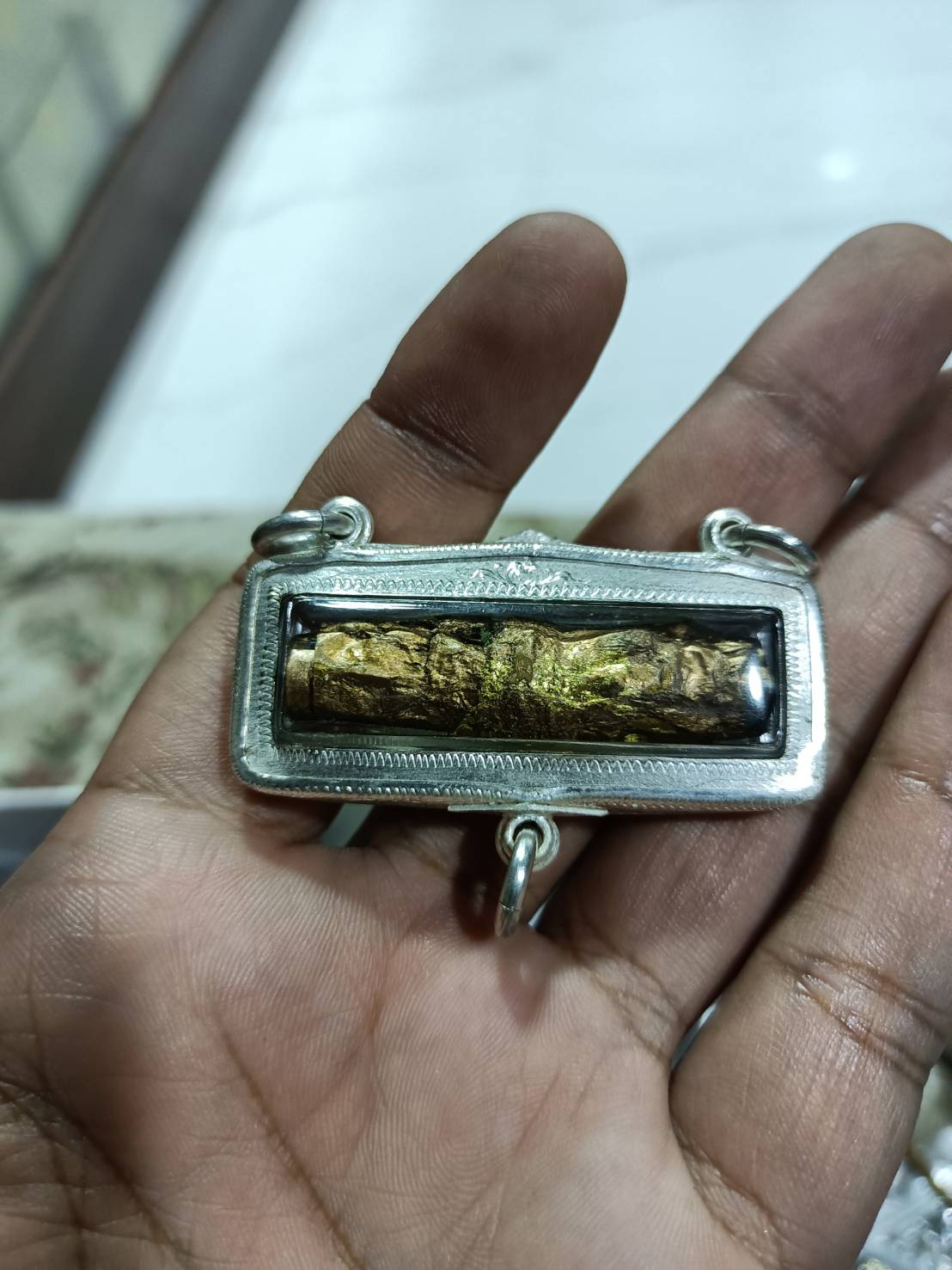 ตะกรุดหนังหน้าผากผีตายท้องกลมแม่พรายดารา