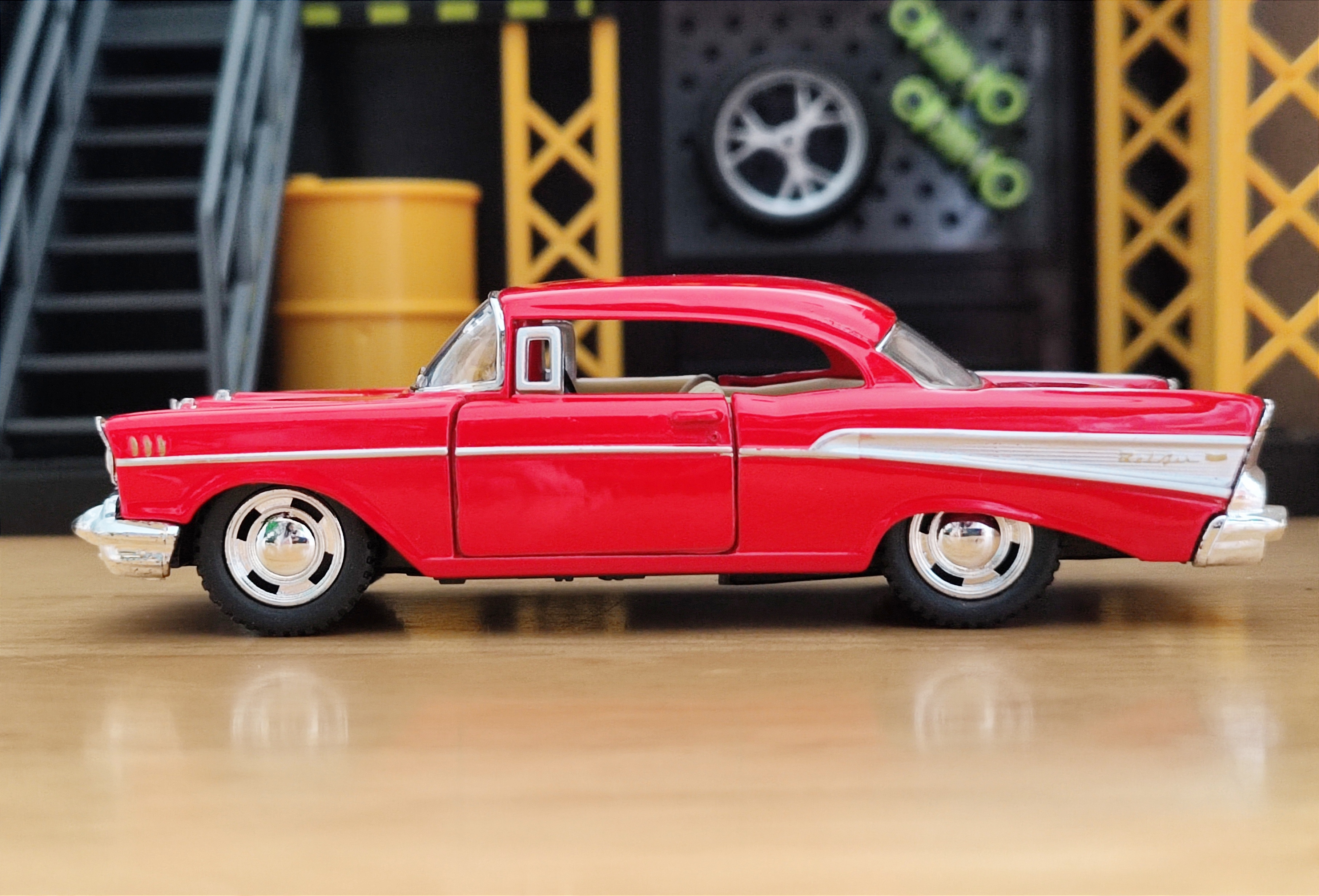 1957 Chevrolet Bel Air โมเดลรถเหล็ก (ปลีก-ส่ง)