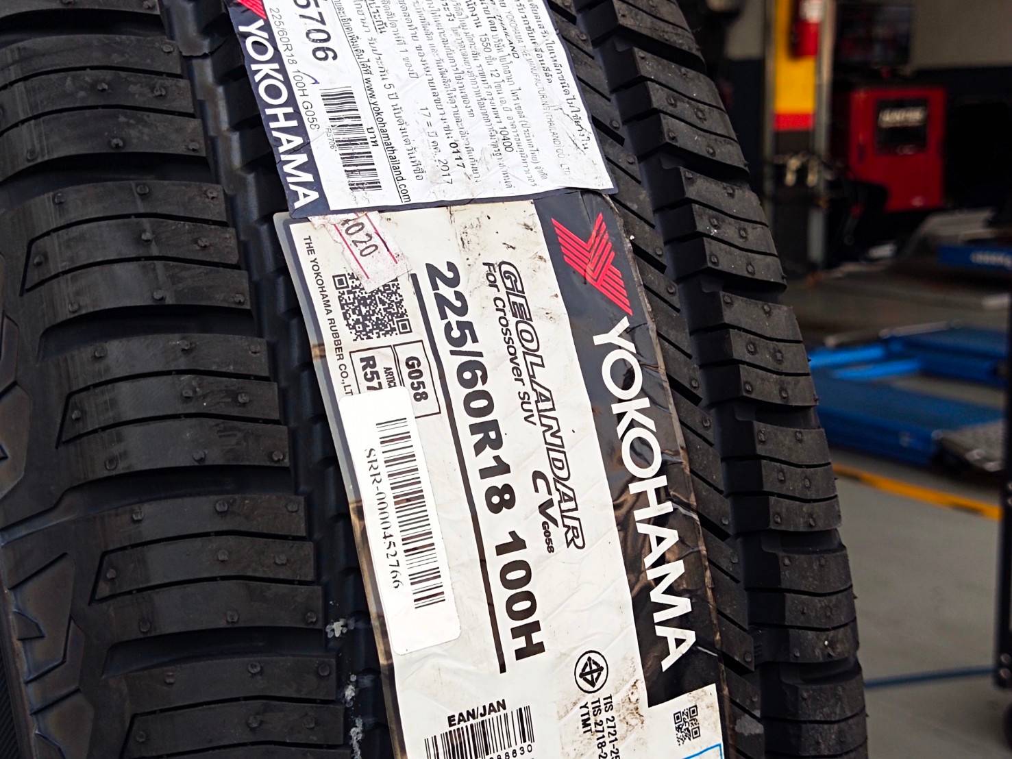 YOKOHAMA GEOLANDAR CV G058 225/60R18 ยางใหม่ ราคาพิเศษ