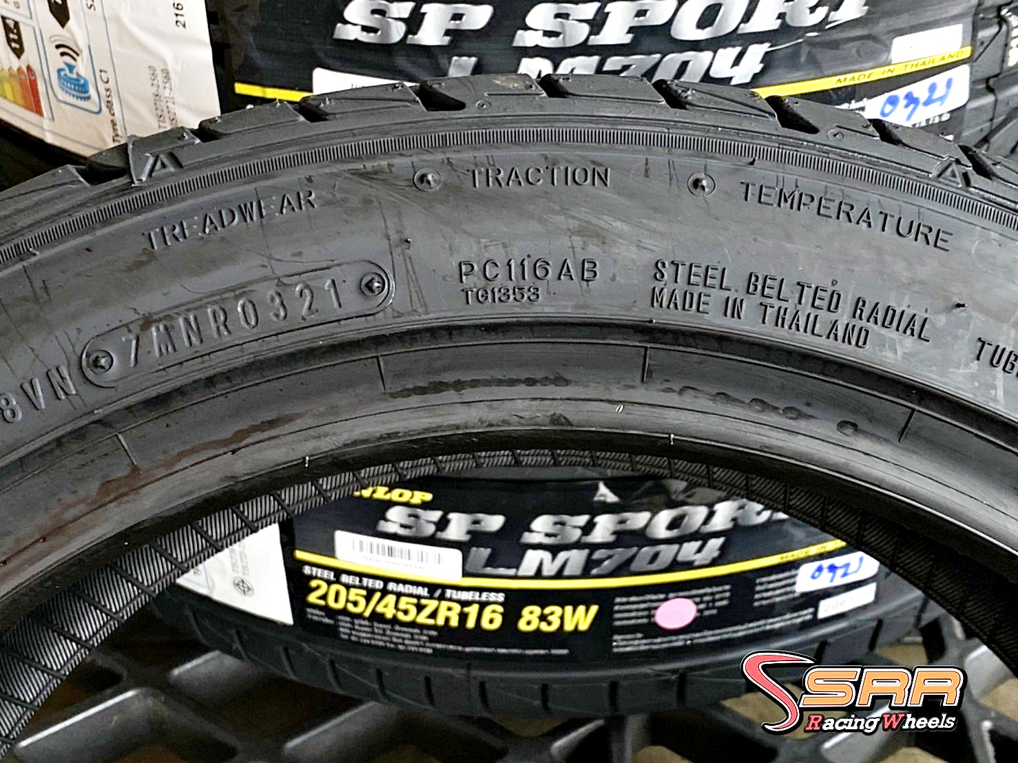 DUNLOP SP SPORT LM704 205/45ZR16 ยางเข้าใหม่ปี21 ราคาพิเศษ