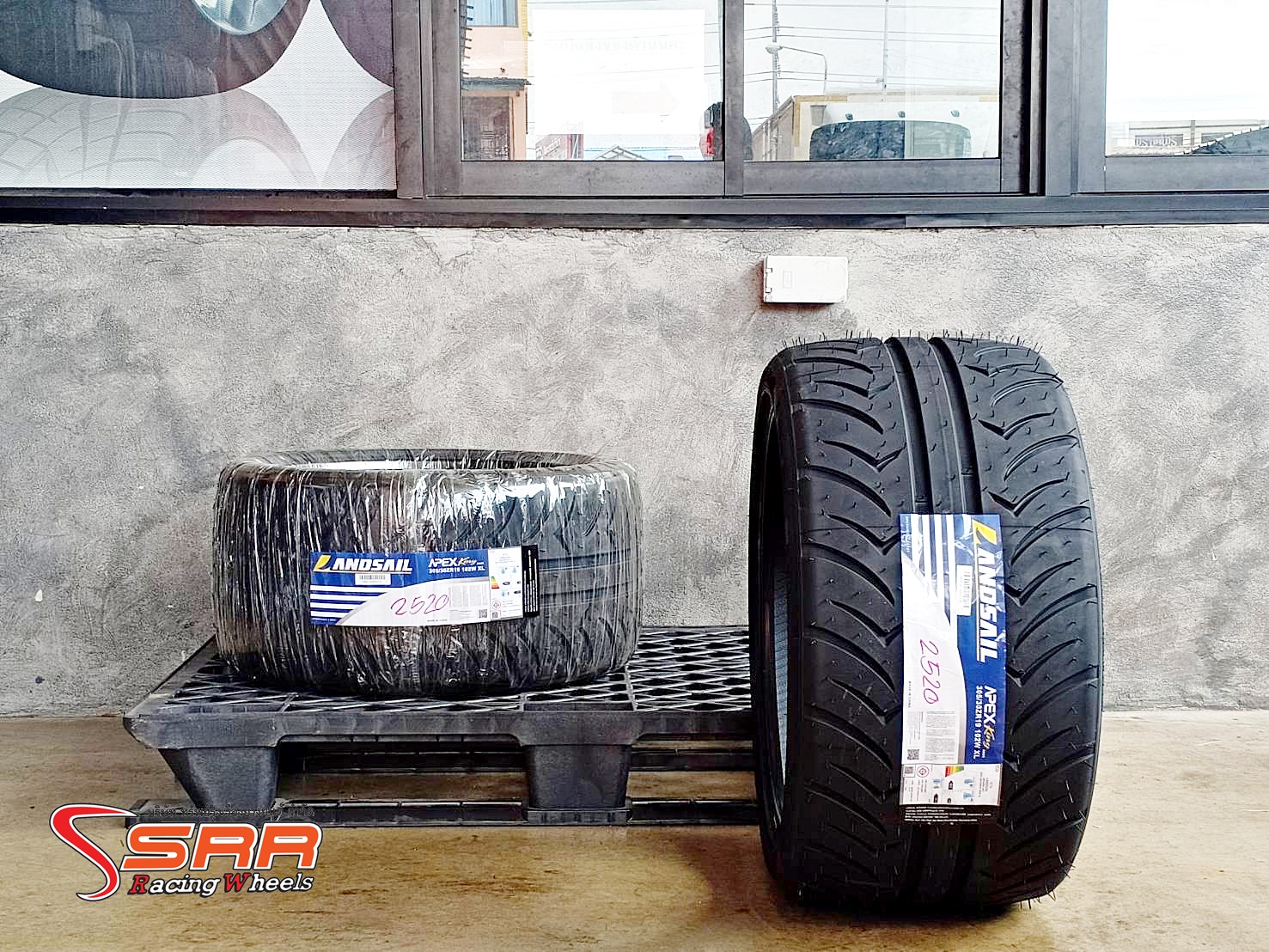 LANDSAIL APEXKING AK01 305/30ZR19 ยางSemiSlick ราคาพิเศษ