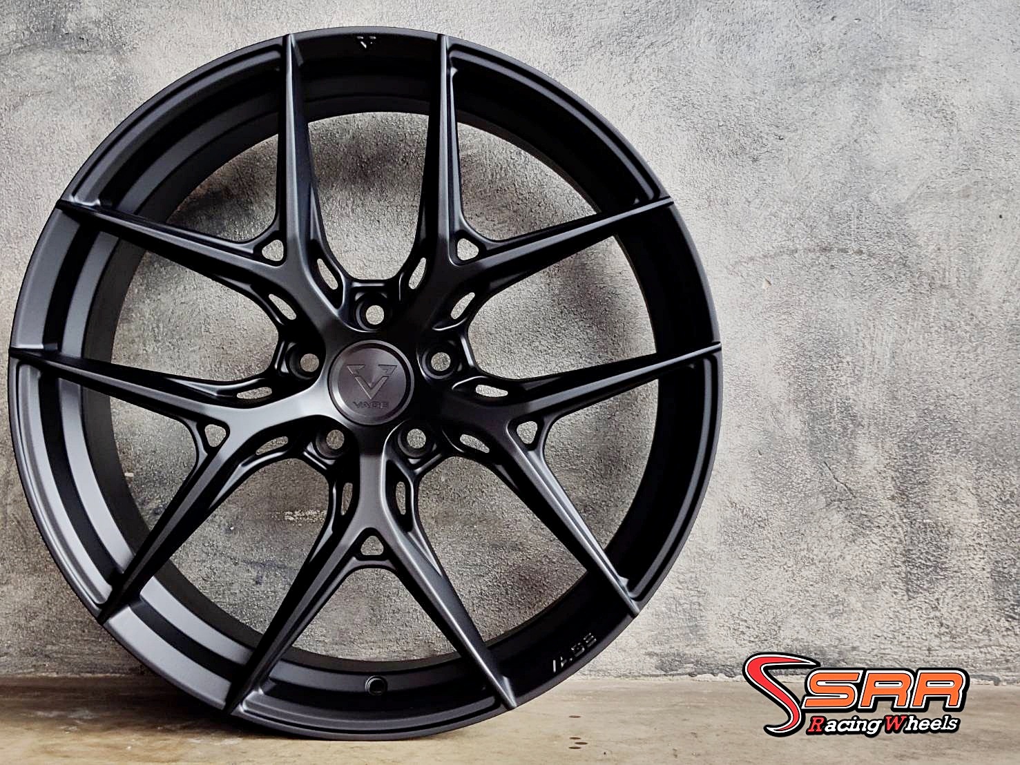 VAGE VF-04 ขอบ20 5H112/114.3 ALUMITE BLACK มีจำหน่ายที่ร้านSRR
