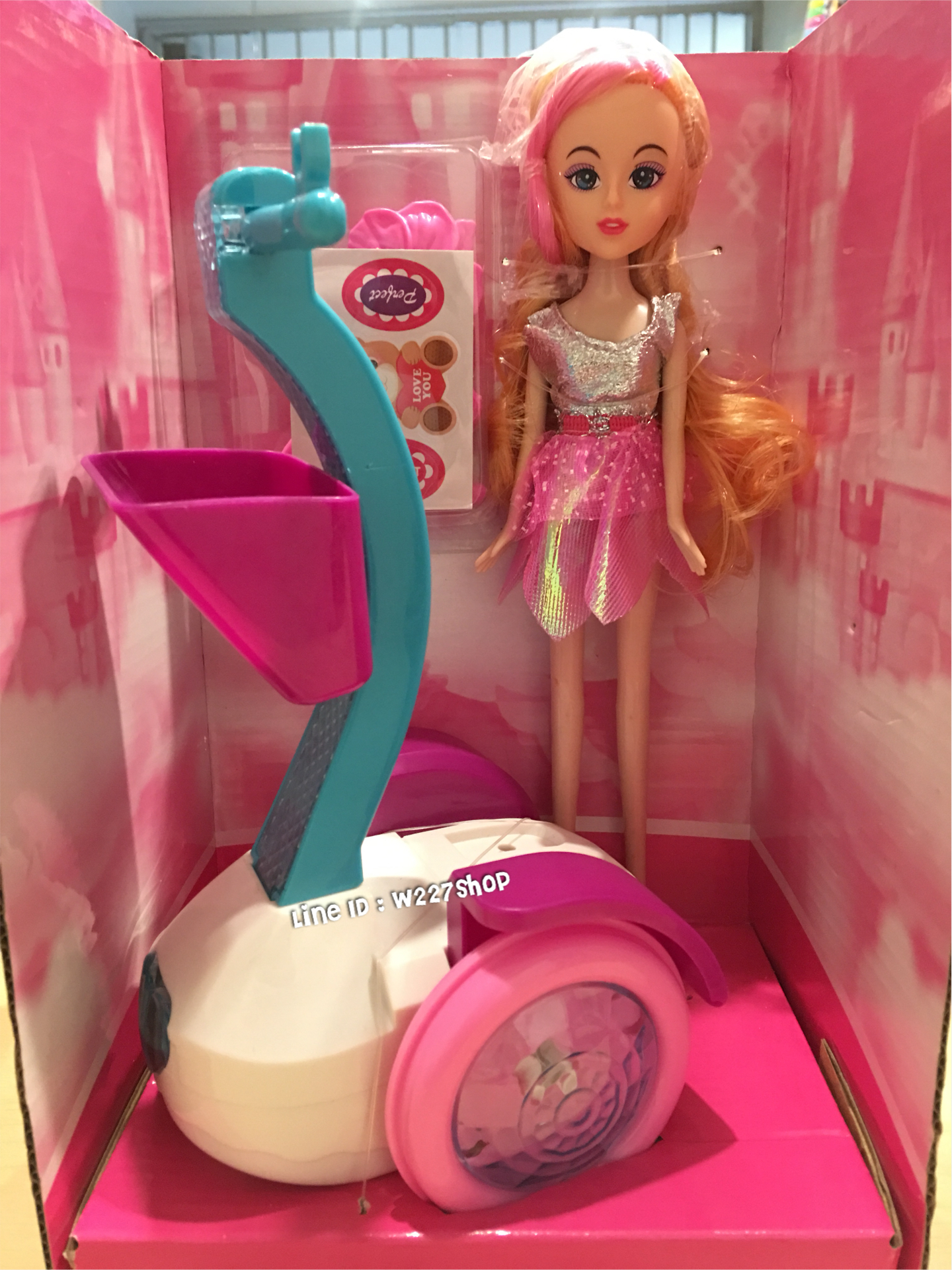 ตุ๊กตาขี่สกู๊ตเตอร์ใส่ถ่าน