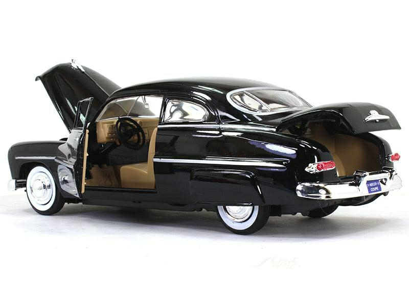 1949 Mercury Coupe 1:24 โมเดลรถเหล็ก (ปลีก-ส่ง)