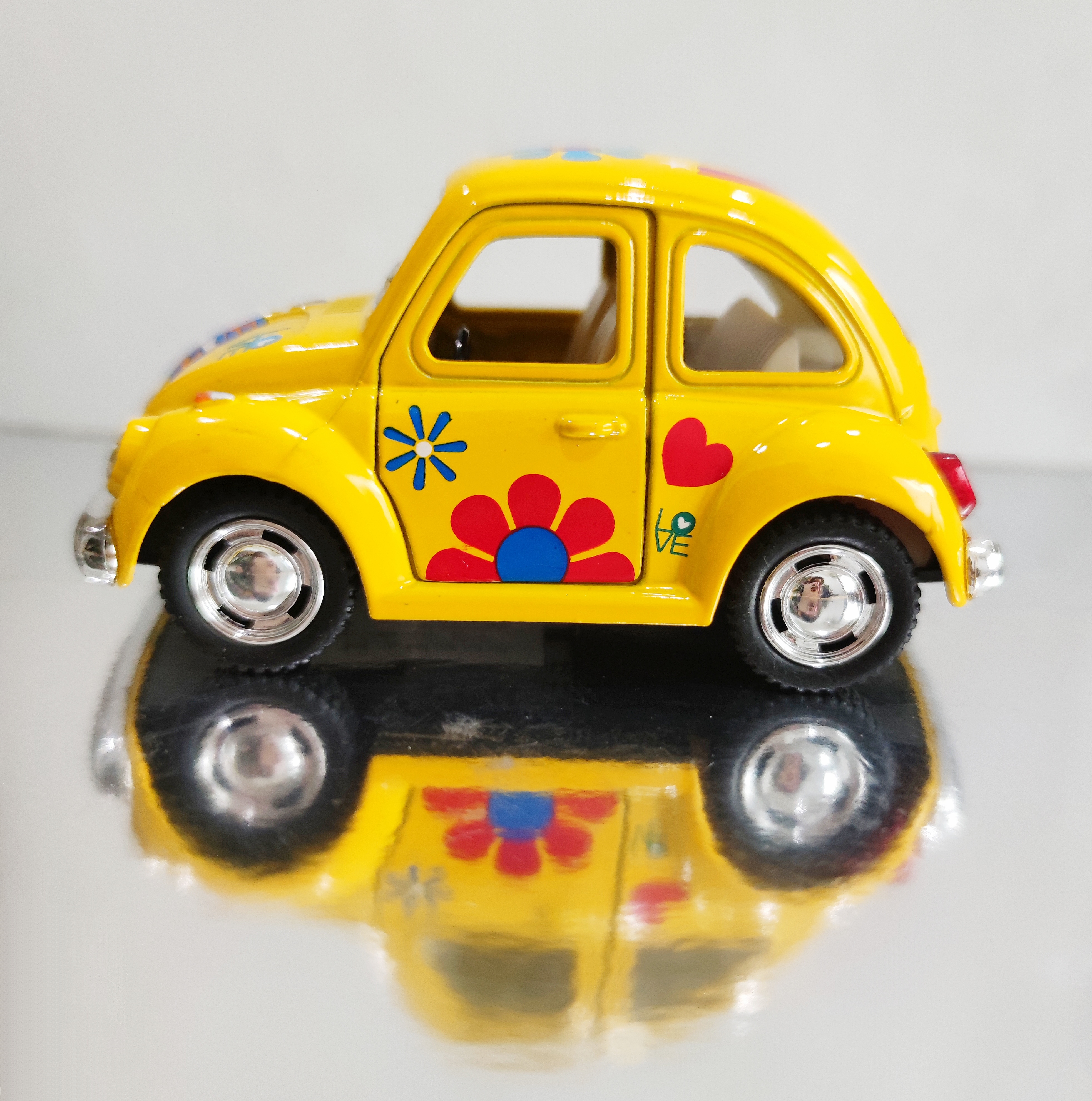 รถโฟล์คเต่า 1967 Volkswagen classical beetle โมเดลรถเหล็ก ขนาด 4 นิ้ว (ปลีก-ส่ง)