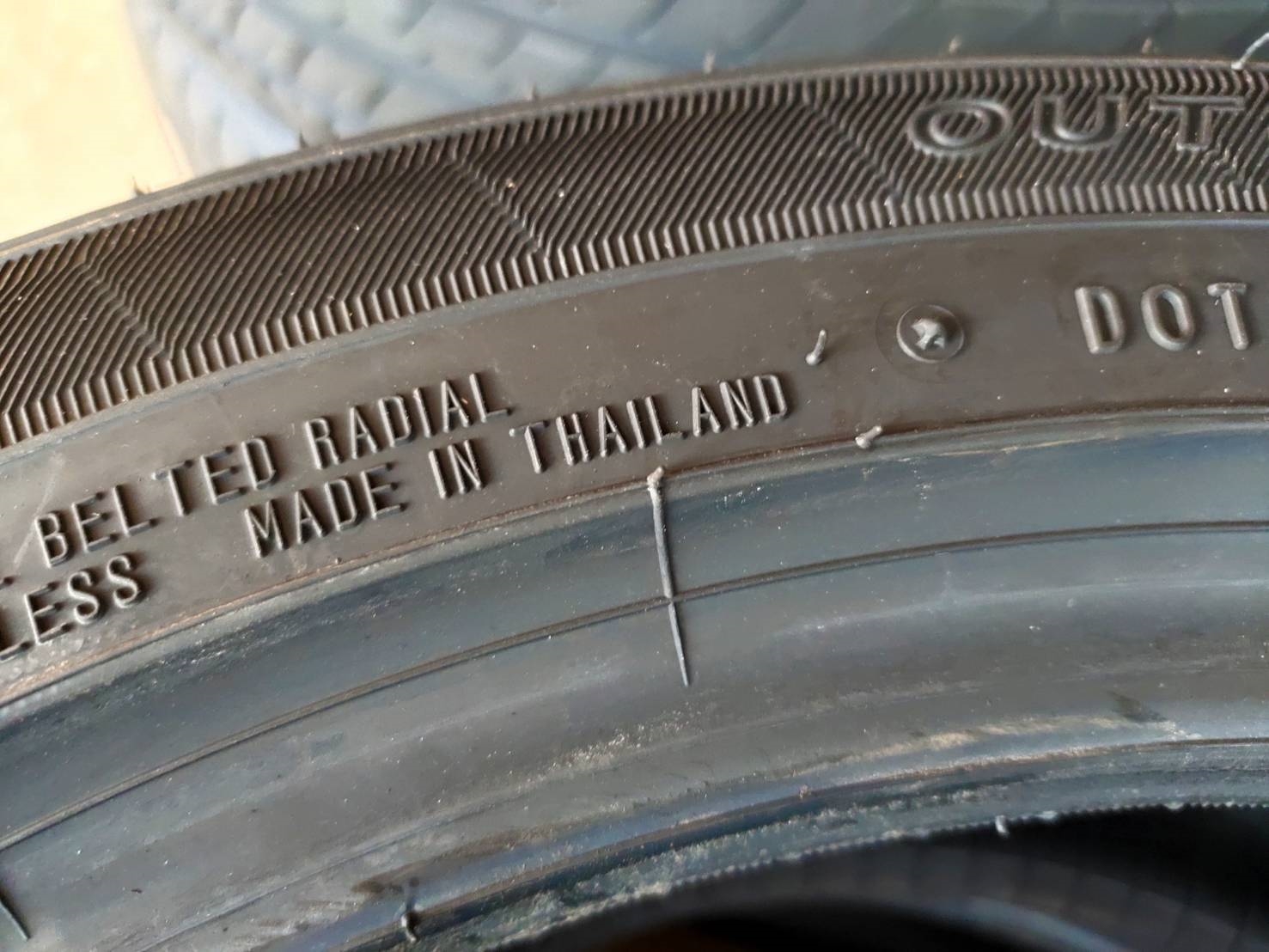 DUNLOP LM705 235/45ZR17 ยางใหม่ปี19 ลดราคาพิเศษ