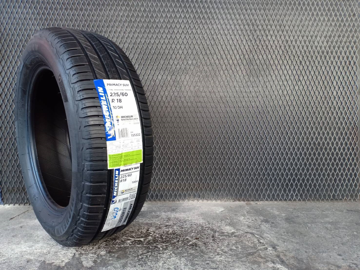 MICHELIN PRIMACY SUV 225/60R18 ราคาเส้นละ 6,500 บาท