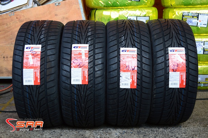 GT RADIAL CHAMPIRO 328 245/35ZR20