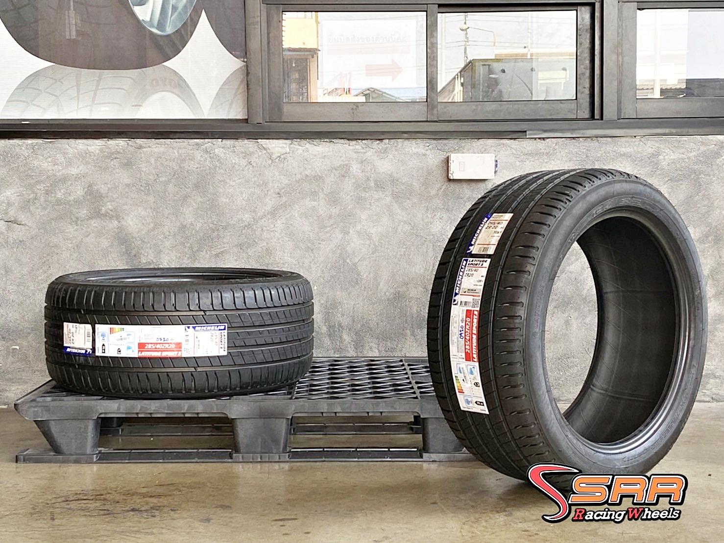 MICHELIN LATITUDE SPORT 3 285/40ZR20 ยางใหม่ ยางนำเข้า ราคาพิเศษ