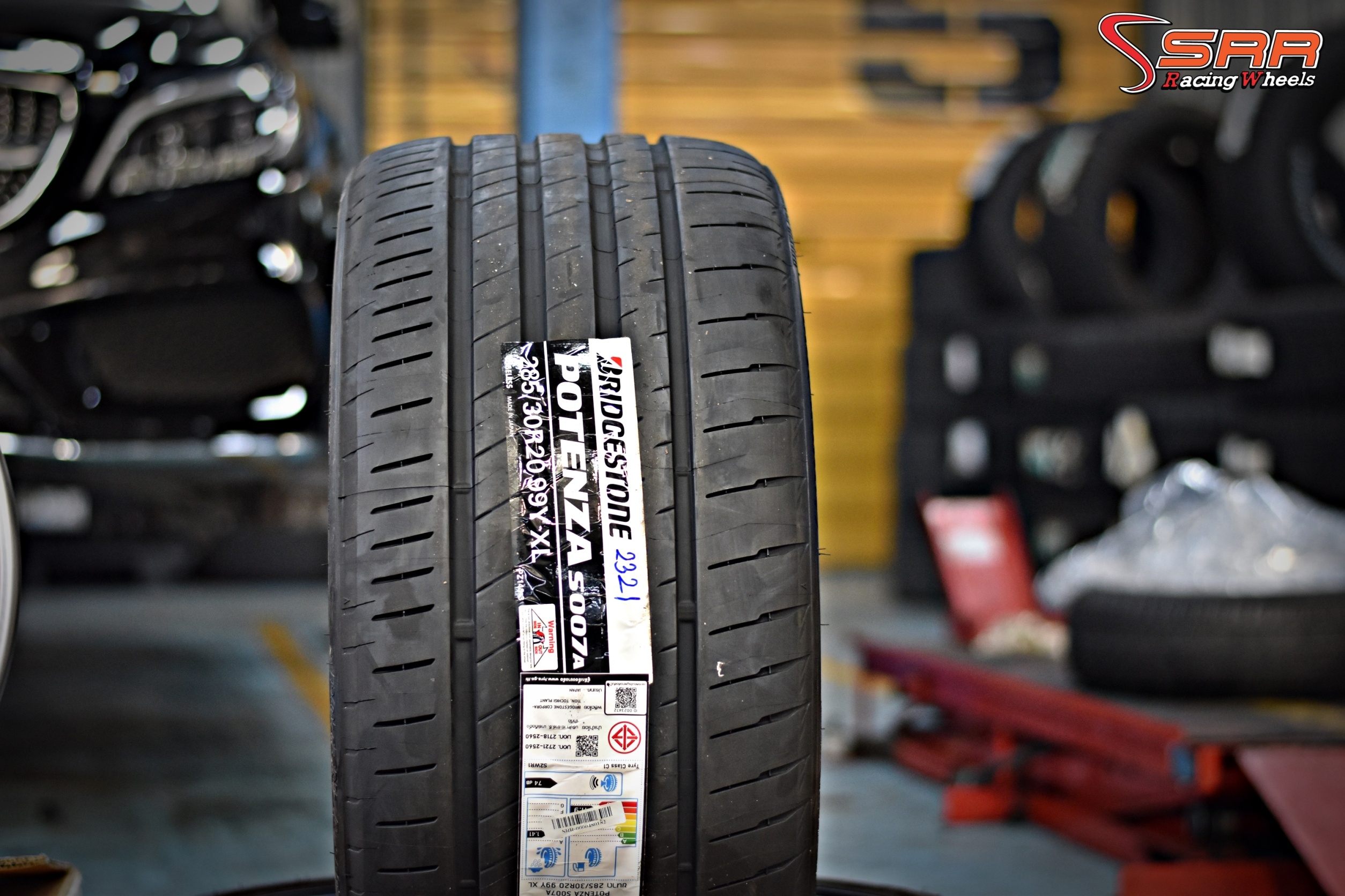 VAGE VF-04 ขอบ20 หน้า8.5 หลัง10 5H112/114.3 SMOKE GREY มีจำหน่ายที่ร้านSRR